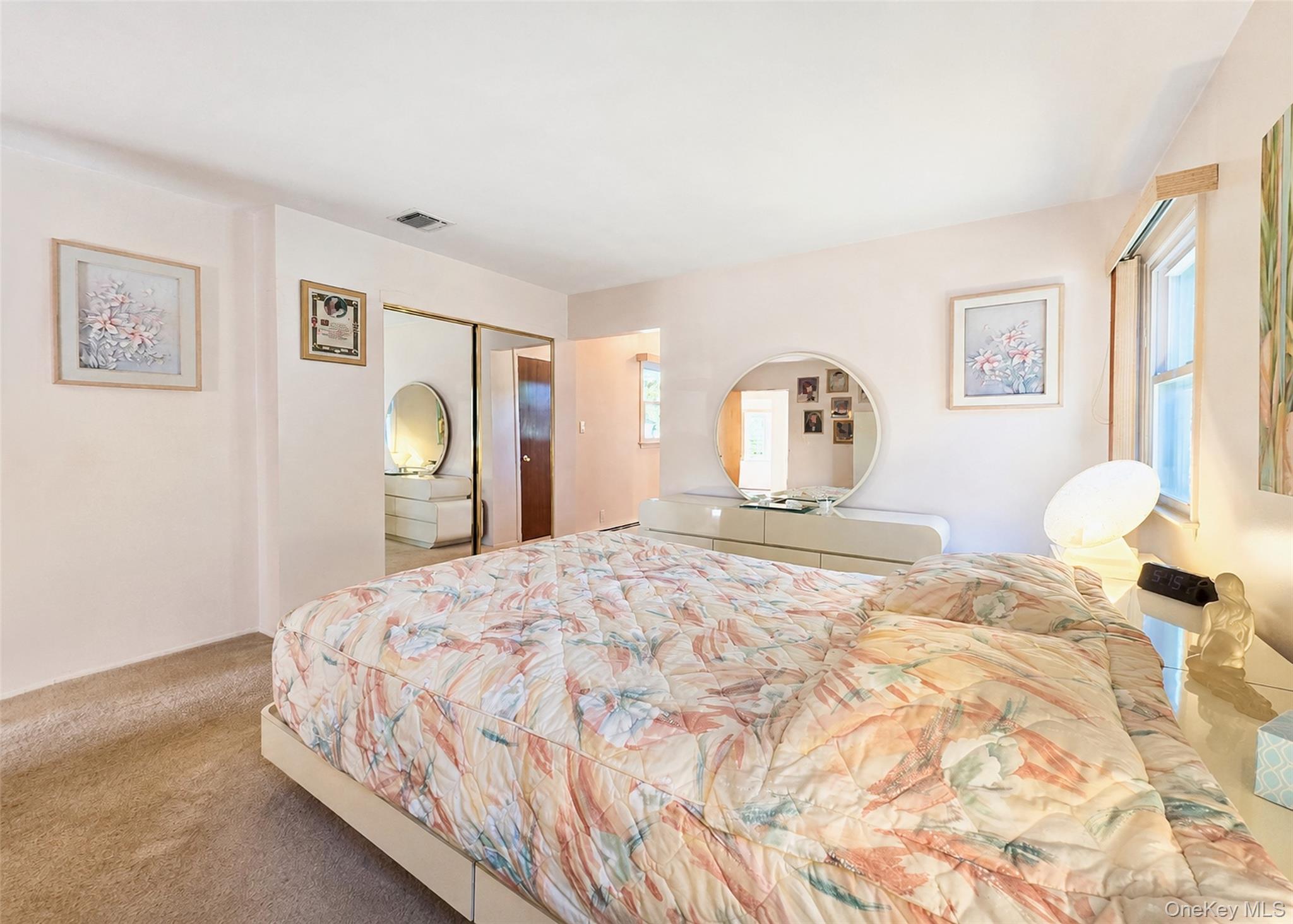 35 Avenue D Property Photo 12