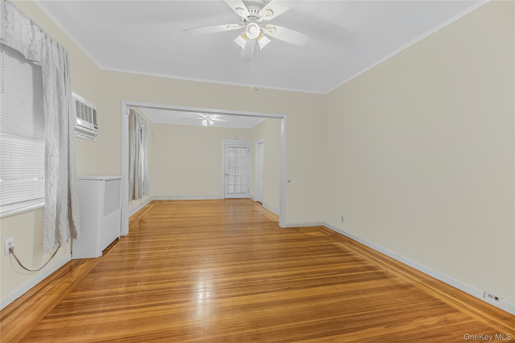 2889 Zulette Avenue Property Photo 11