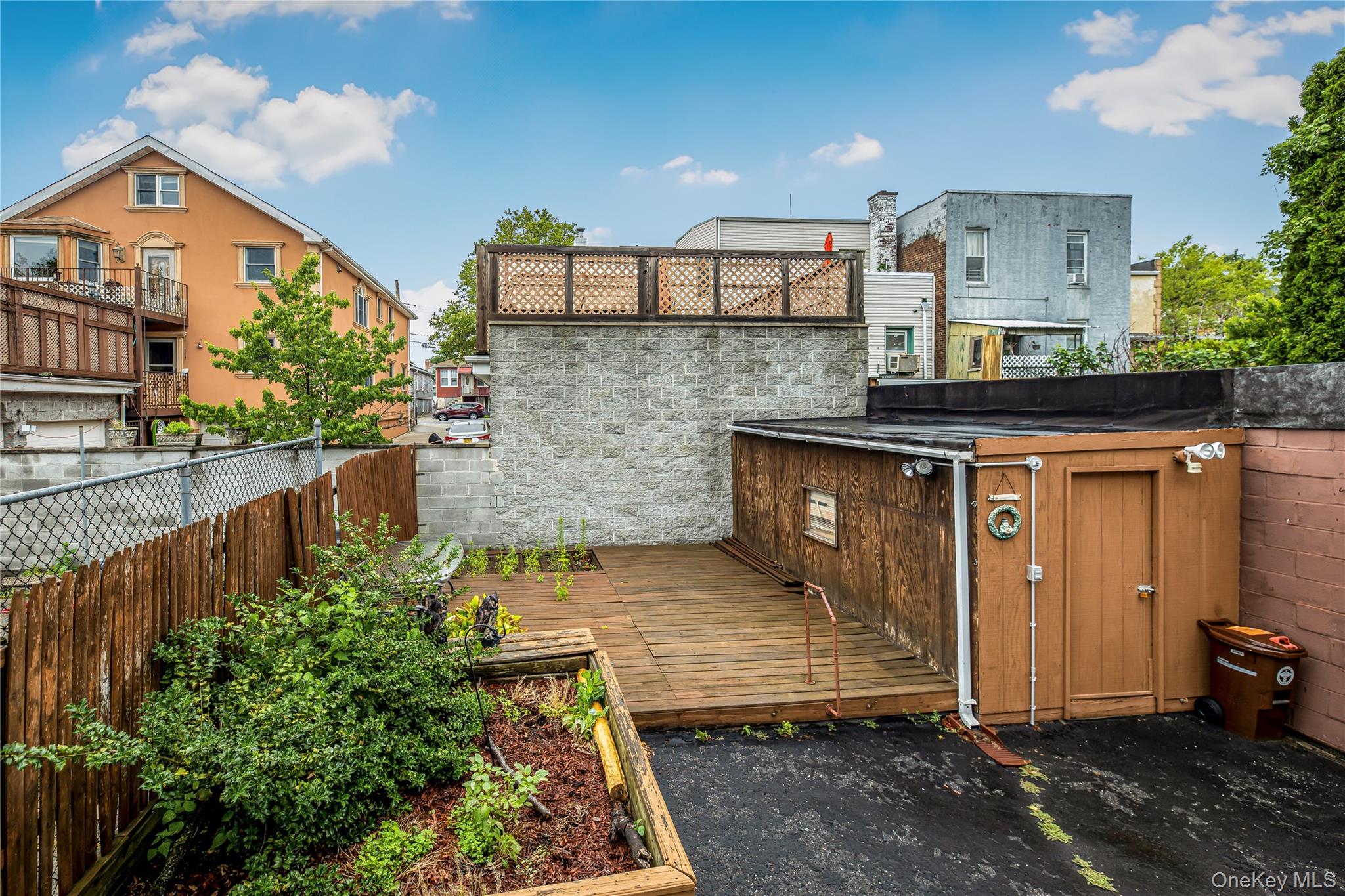 2889 Zulette Avenue Property Photo 17