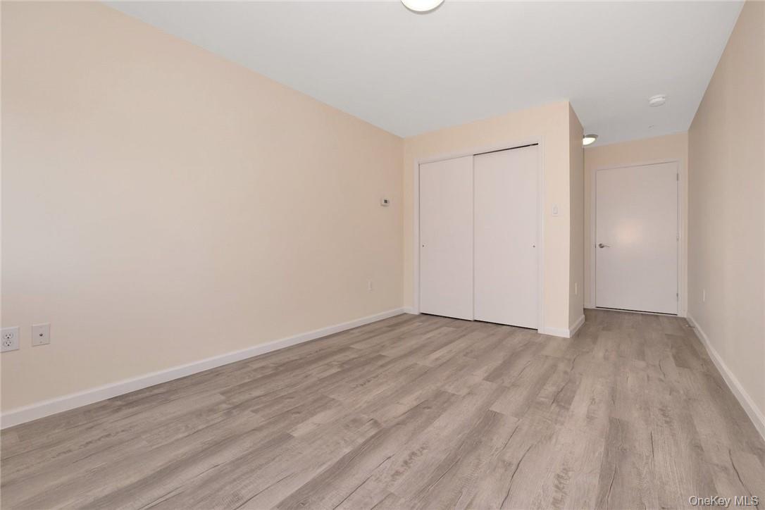 68 Lake Street 305 Property Photo 8