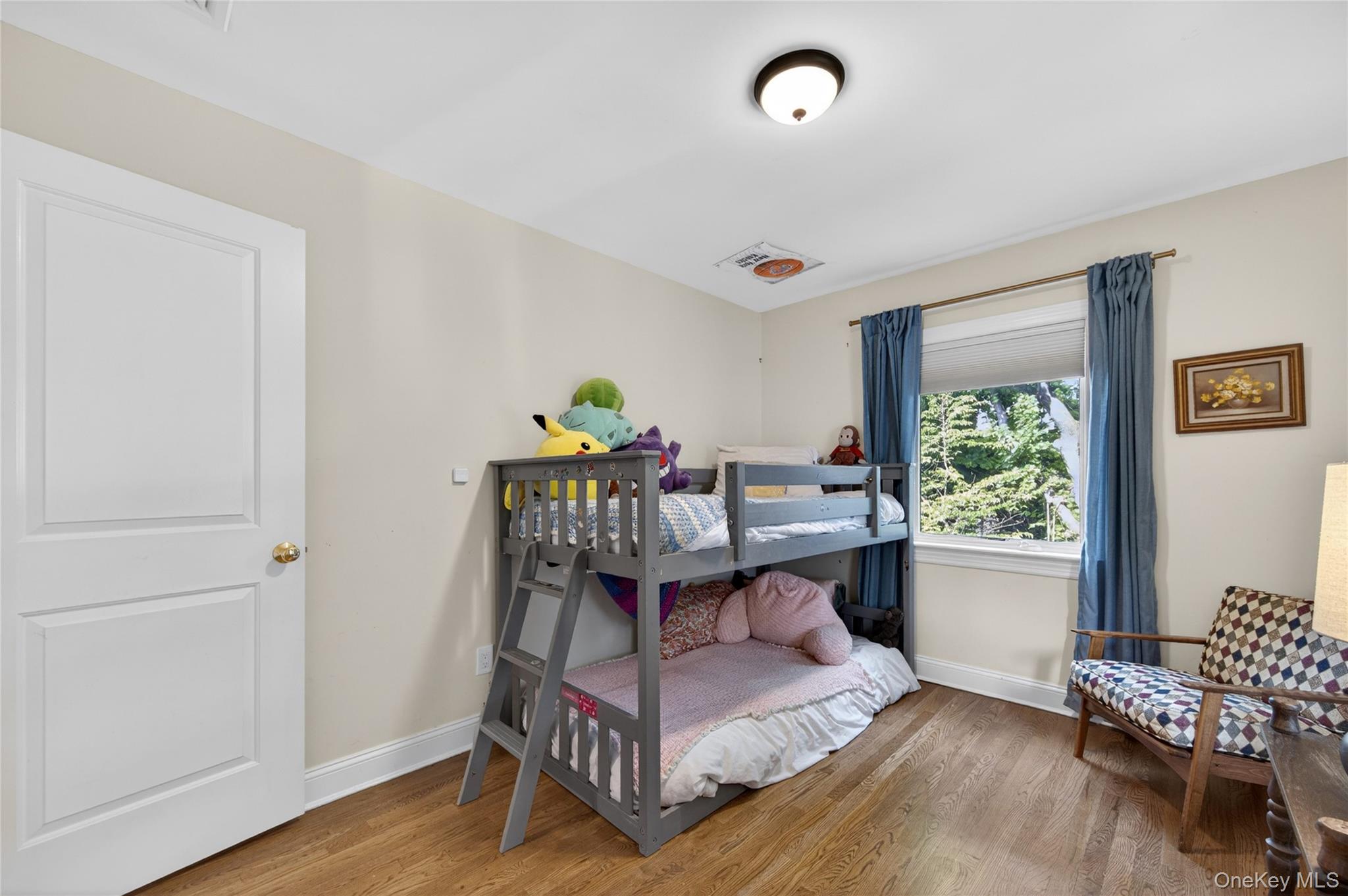 96 School Street Property Photo 30