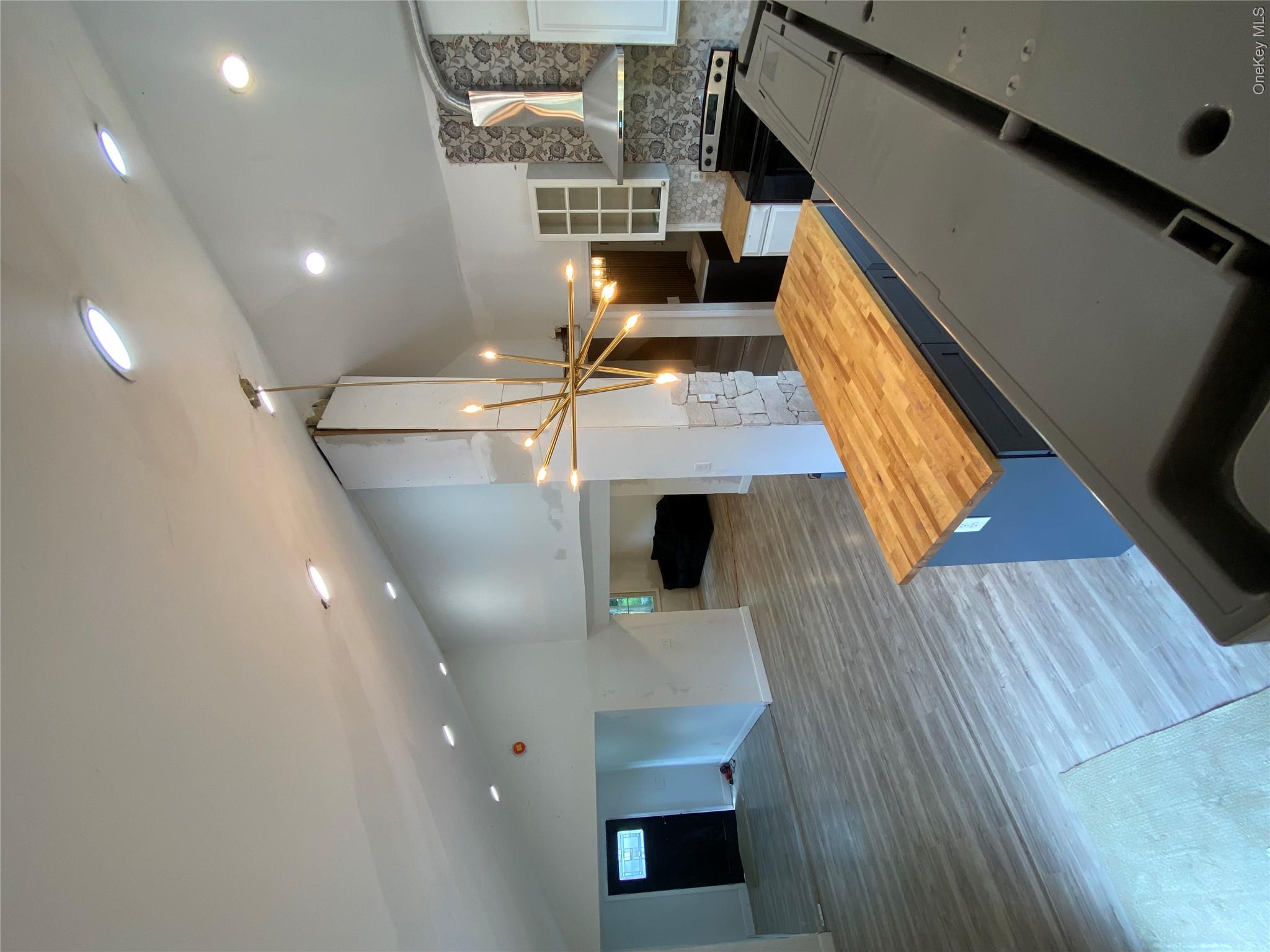 57 Chestnut St Property Photo 2