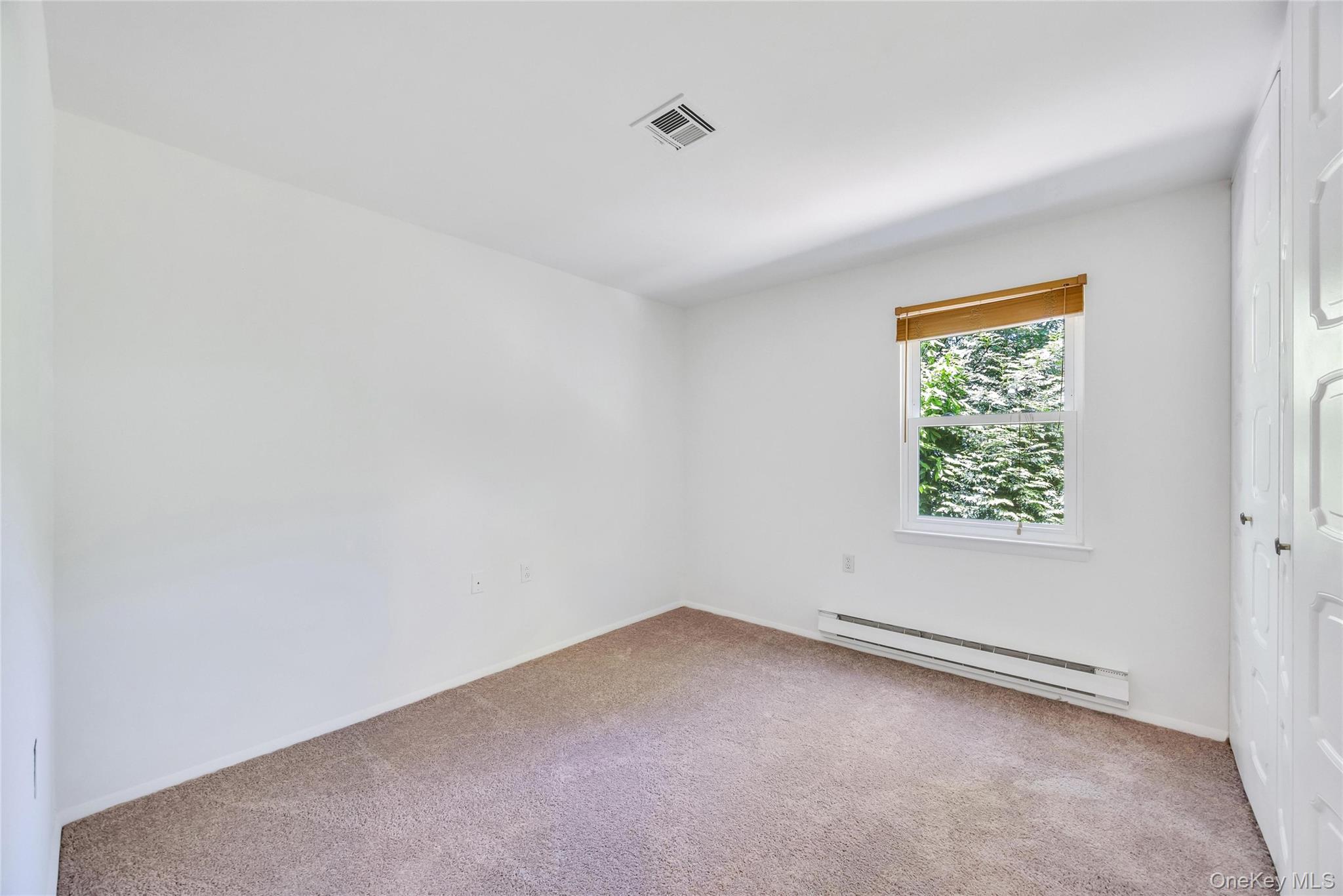 338 Edinburgh Drive Property Photo 13