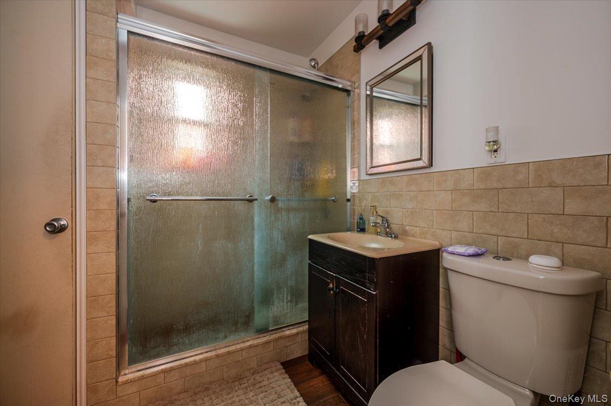 90-27 Elmhurst Avenue Property Photo 33