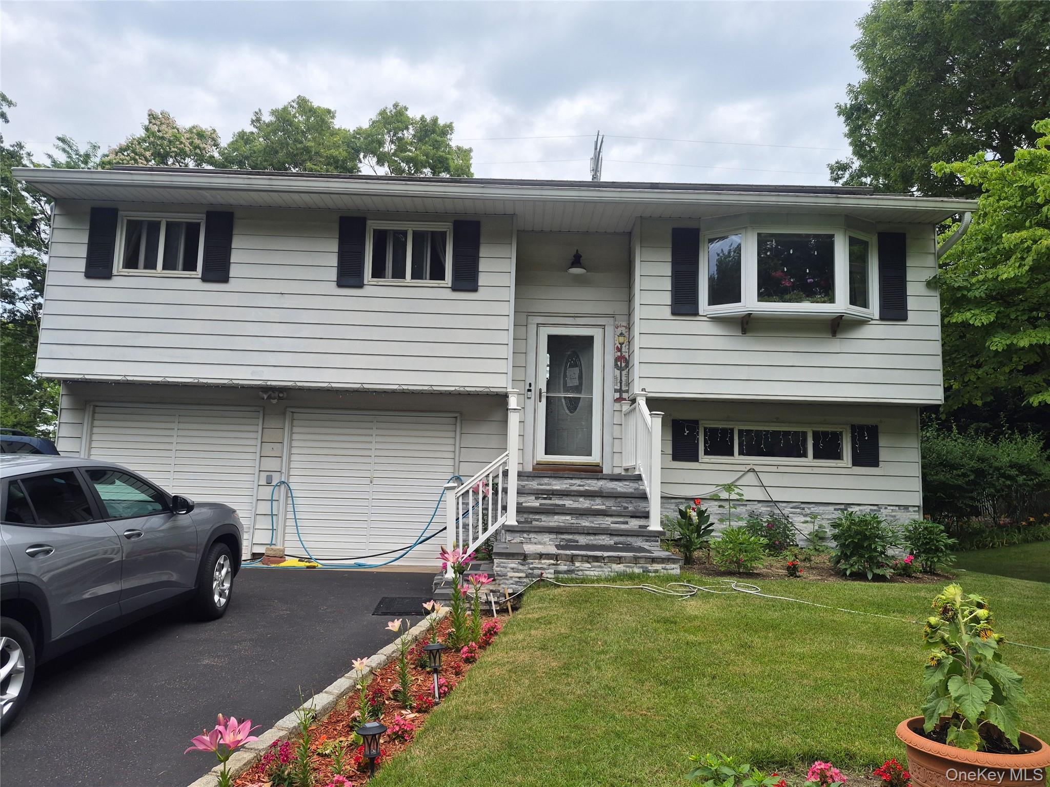 4401 Express Drive Property Photo 1