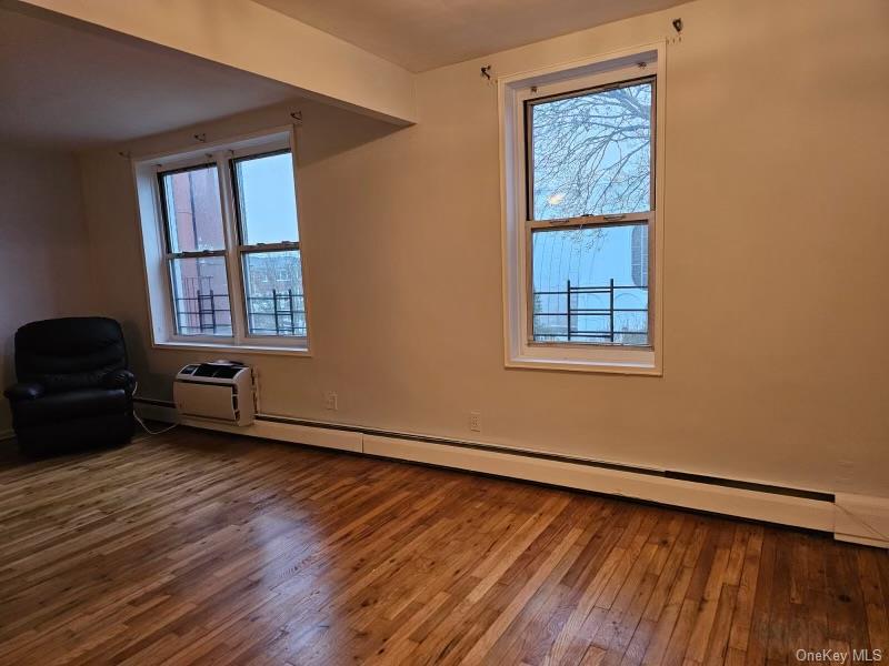 151-05 Cross Island Parkway 3e Property Photo 6