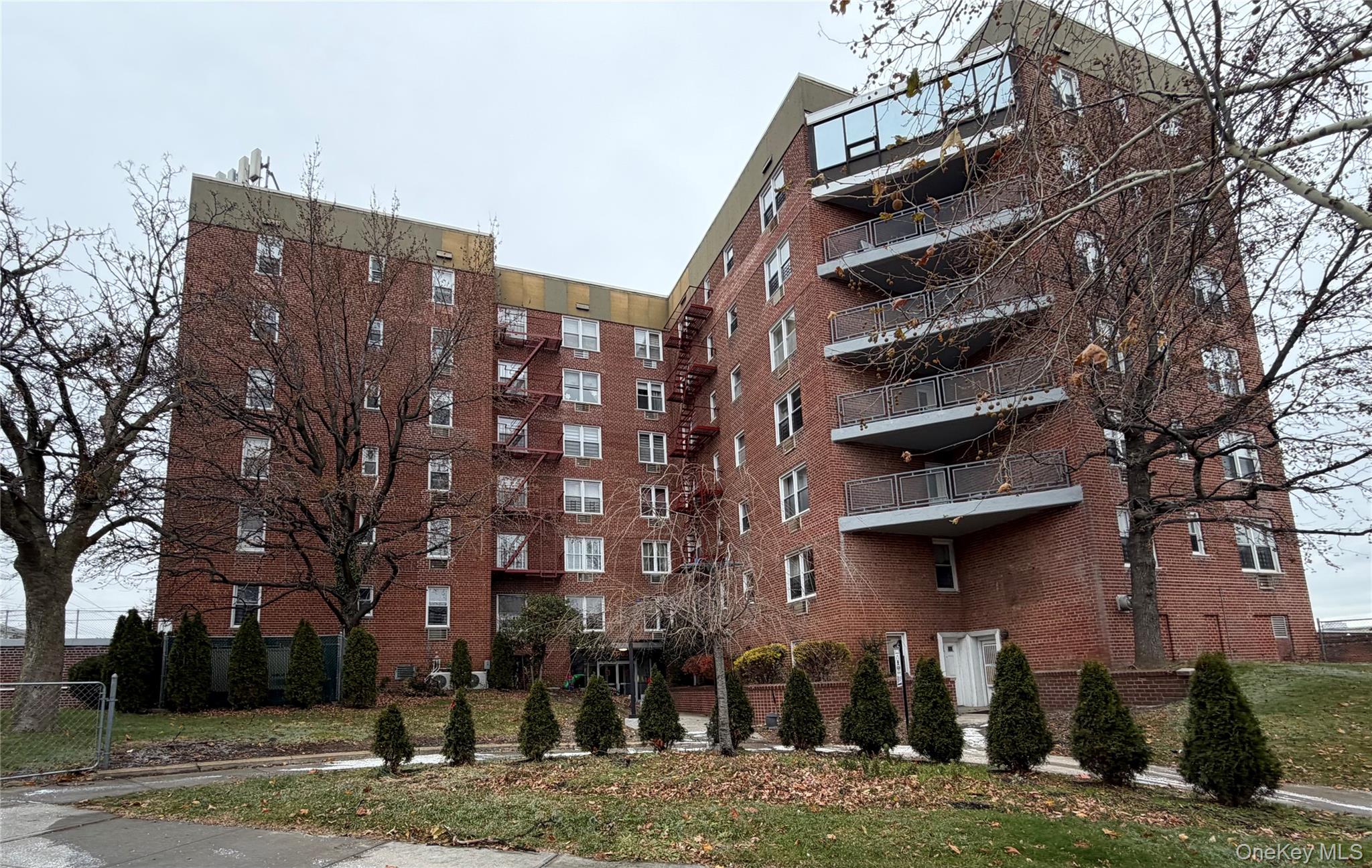 151-05 Cross Island Parkway 3e Property Photo 25