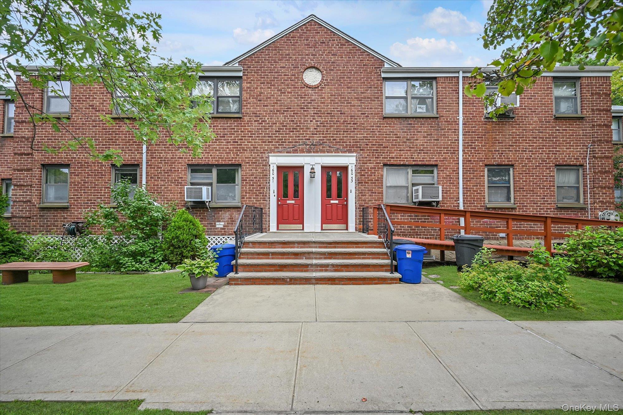 16051 17th Avenue Lower Property Photo 1