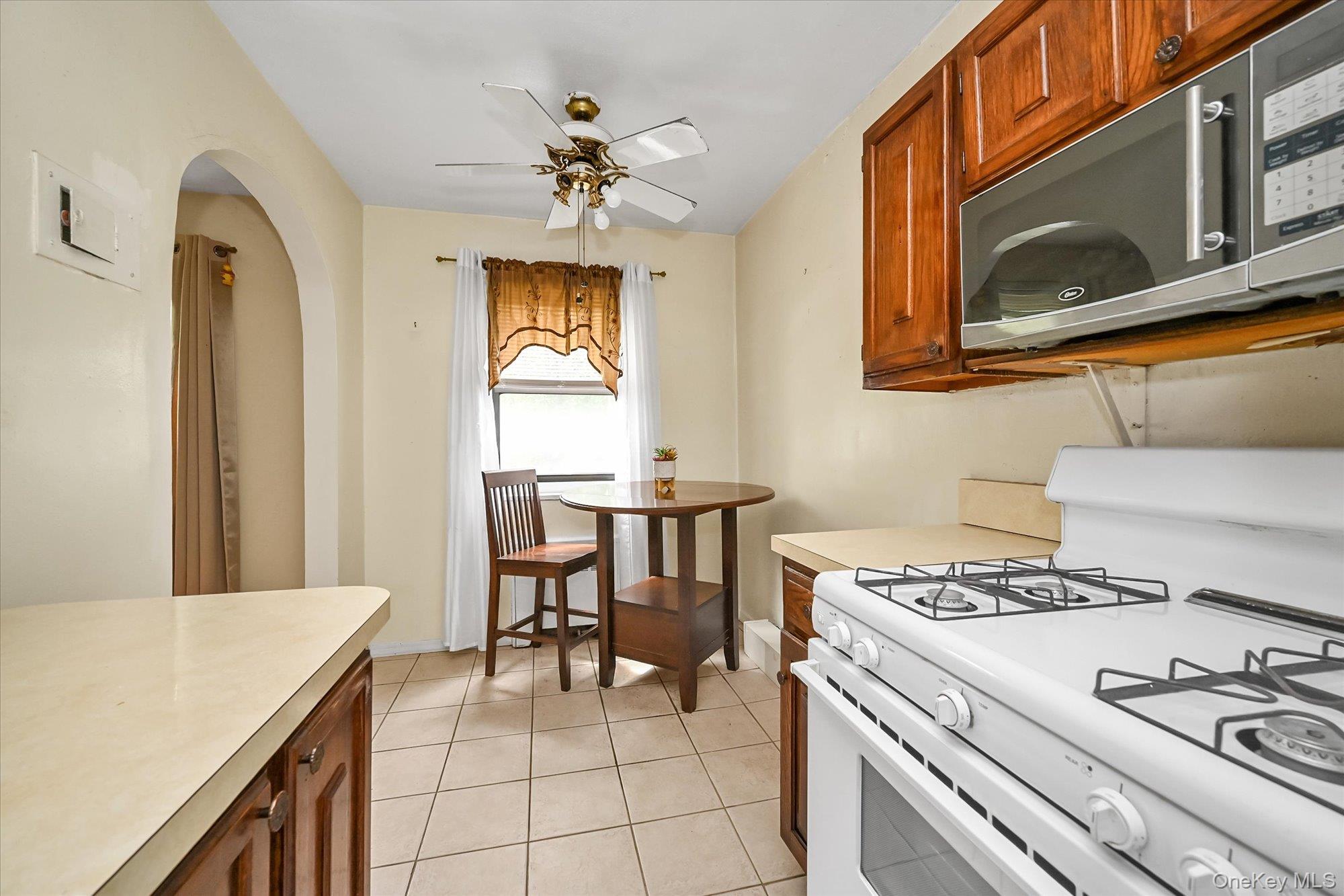 16051 17th Avenue Lower Property Photo 7