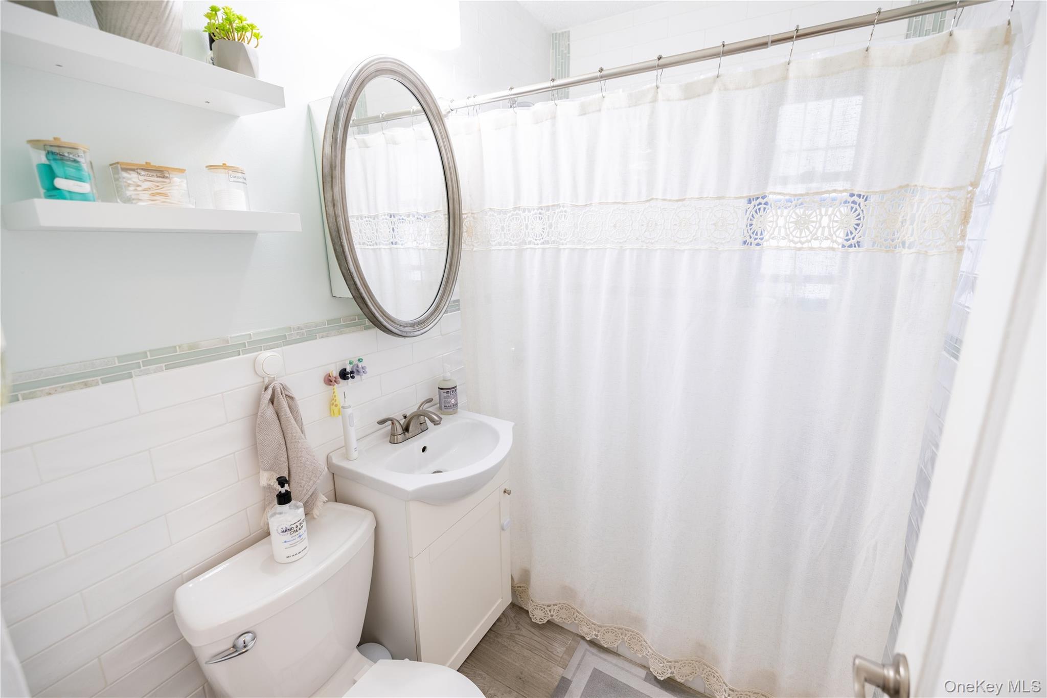 136-65 68th Drive B Property Photo 7