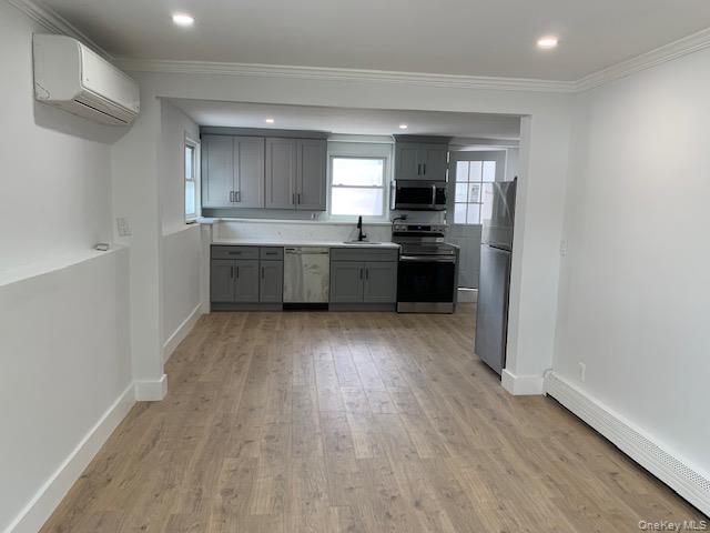 25 Jerome Street 1 Property Photo 2