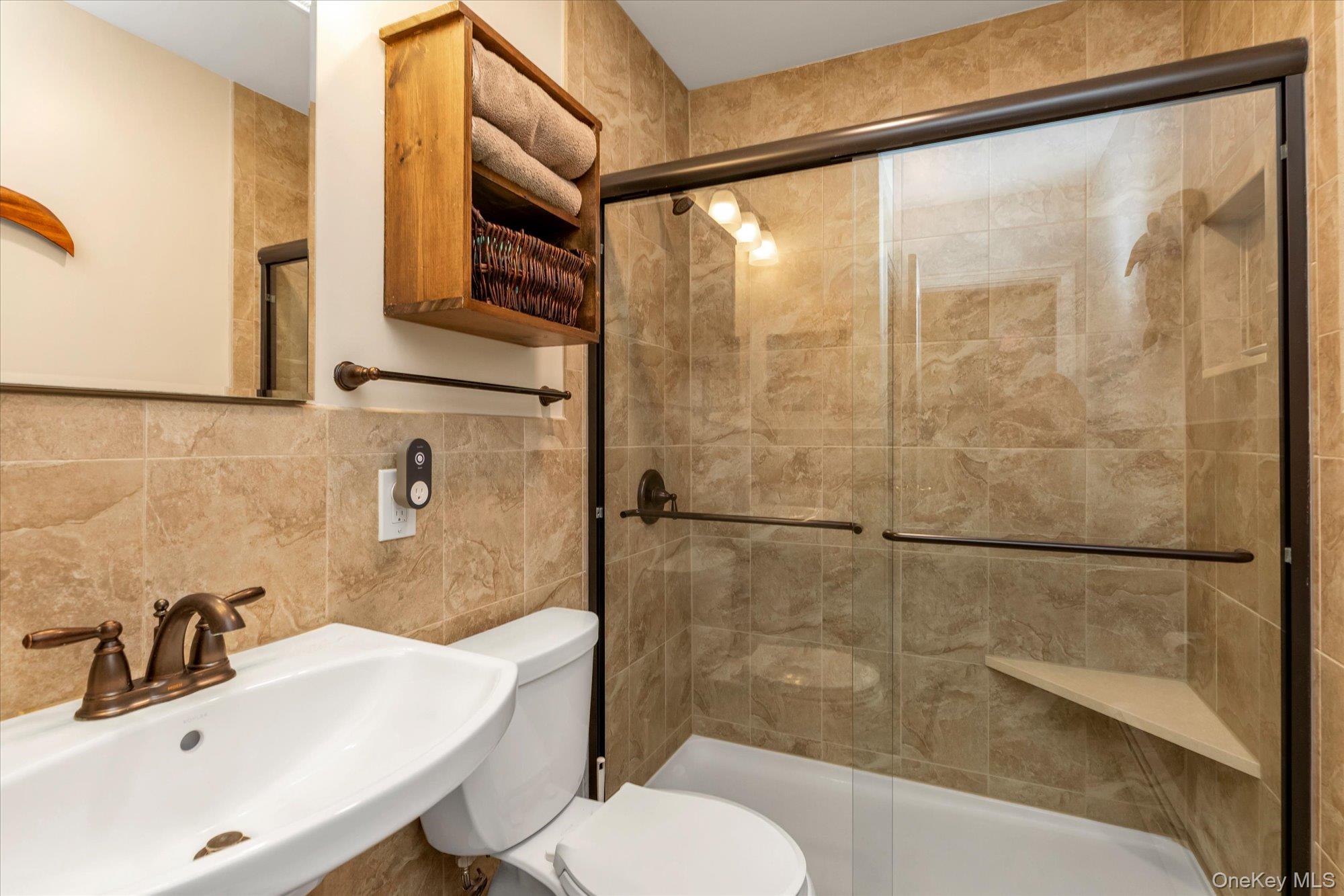 1185 Webber Avenue Property Photo 7