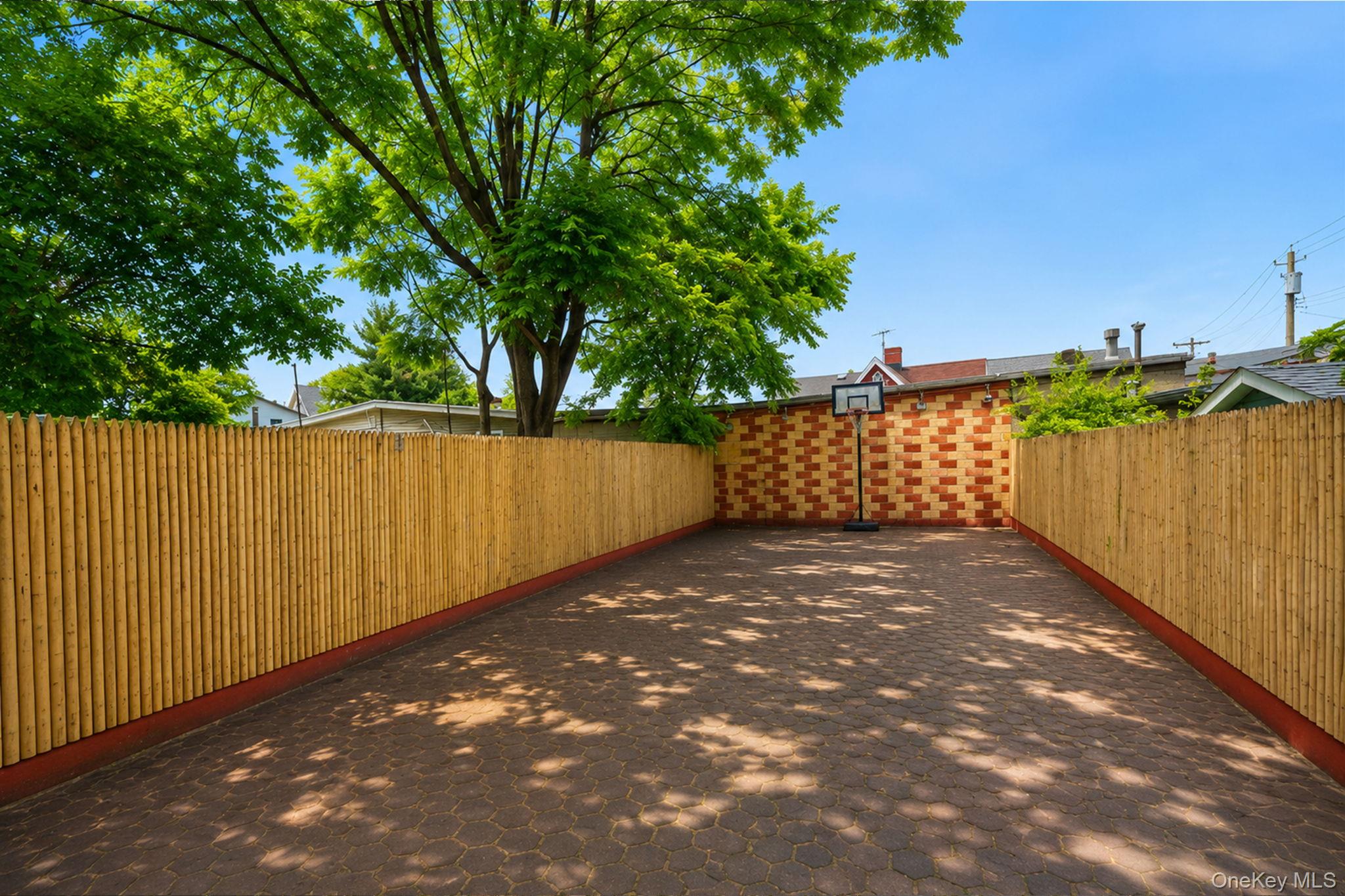 34 Simonson Place Property Photo 5