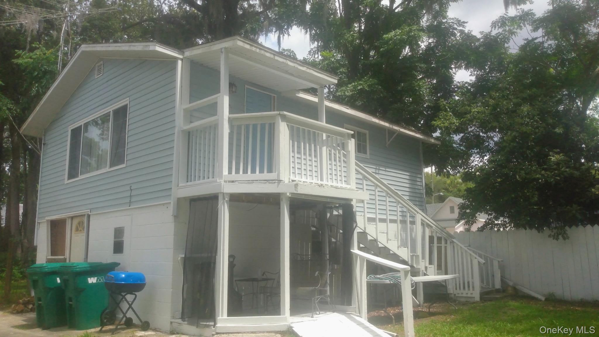 20714 Chestnut Street Property Photo 3