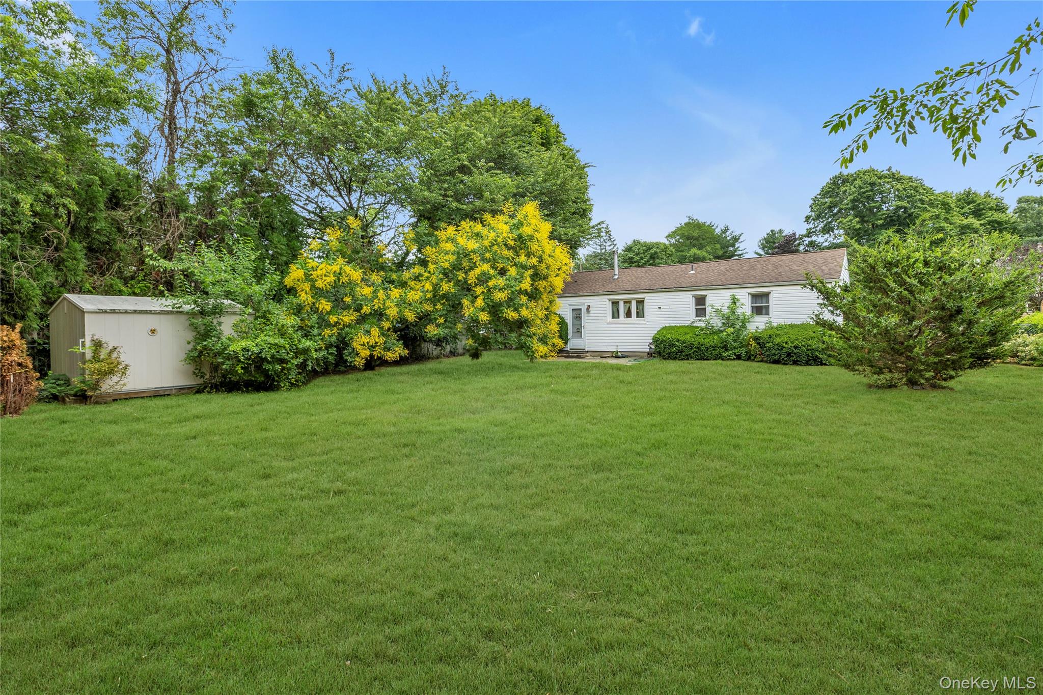 1580 N Gardiner Drive Property Photo 19