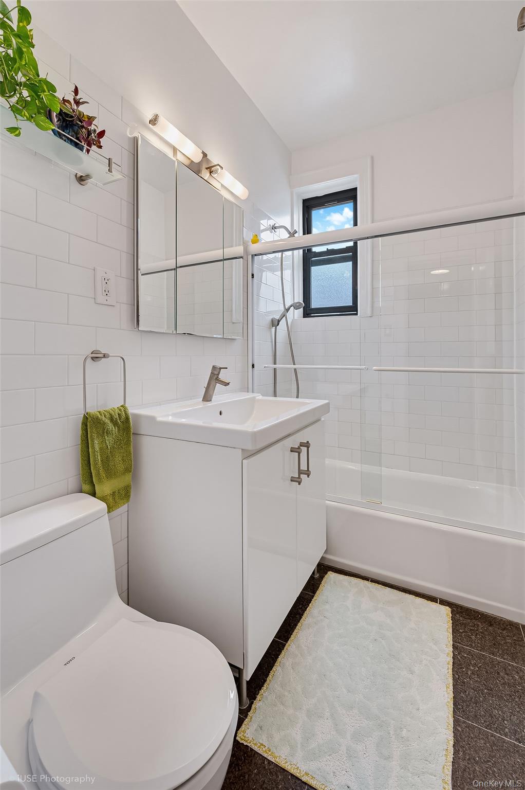 41-42 42nd Street 6a Property Photo 7