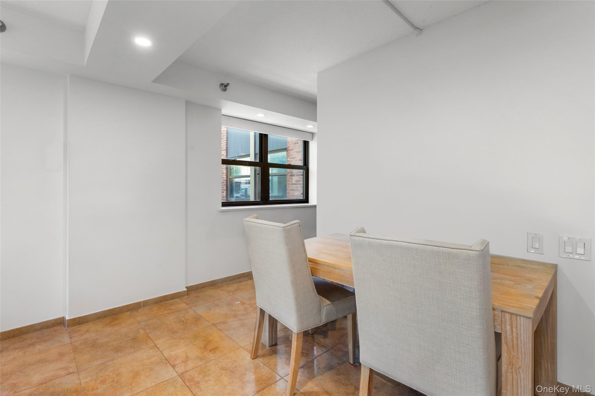 23 Water Grant Street 4n Property Photo 5