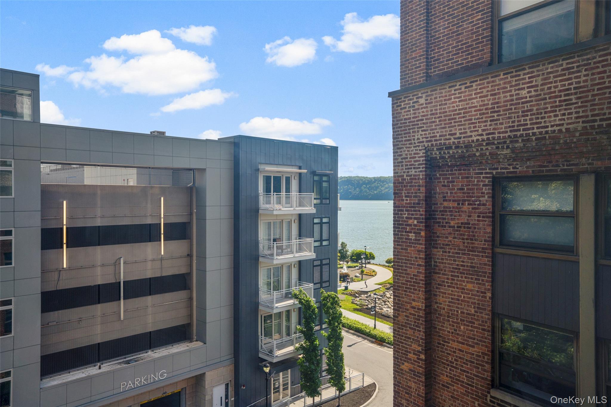 23 Water Grant Street 4n Property Photo 14