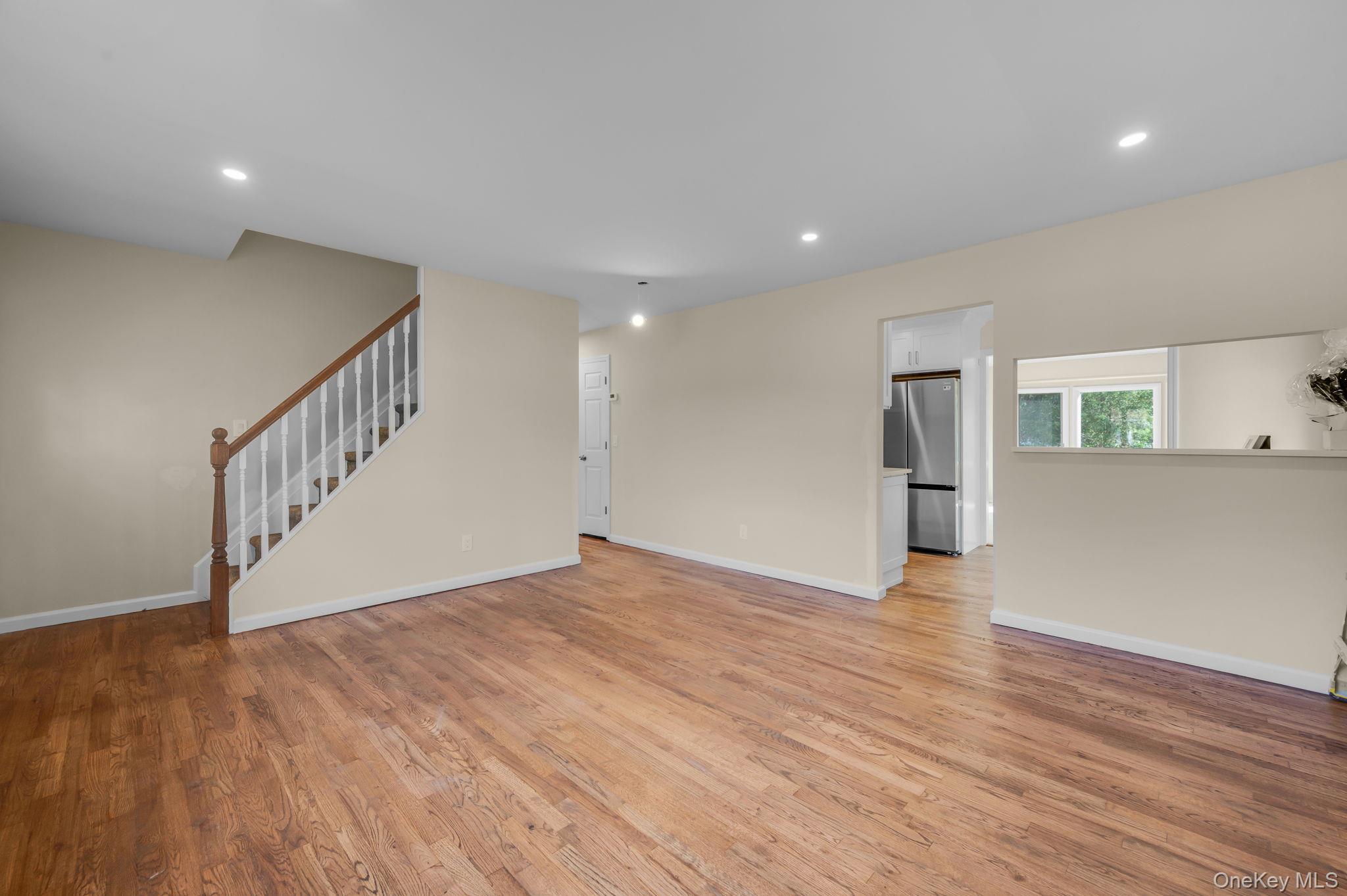 381 N Clinton Avenue Property Photo 7