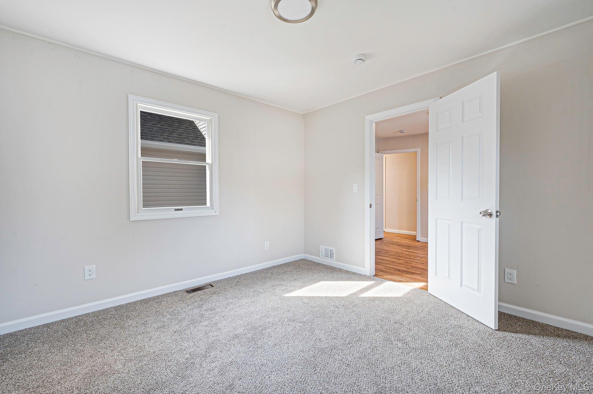381 N Clinton Avenue Property Photo 13