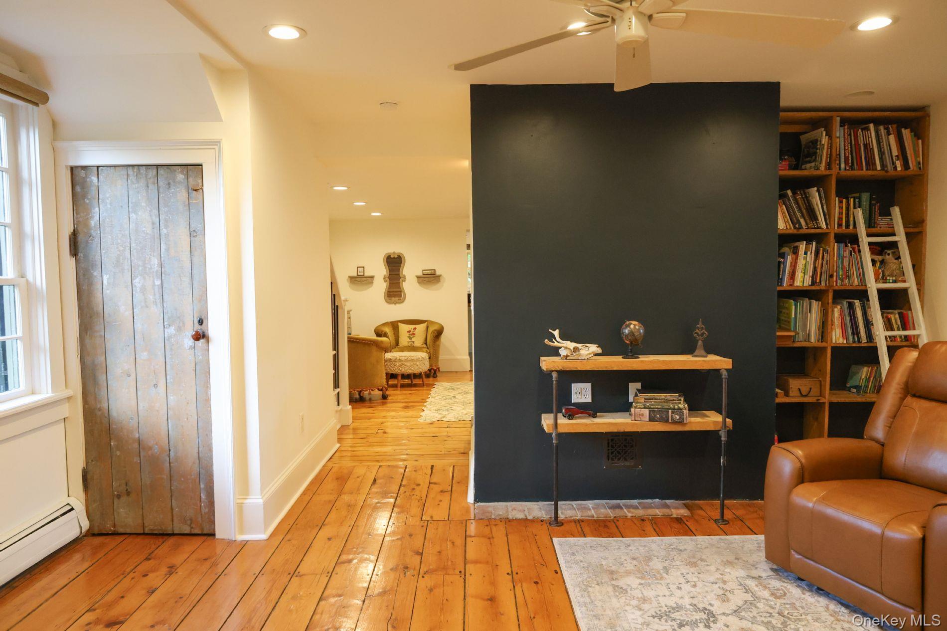 5012 Albany Post Property Photo 24