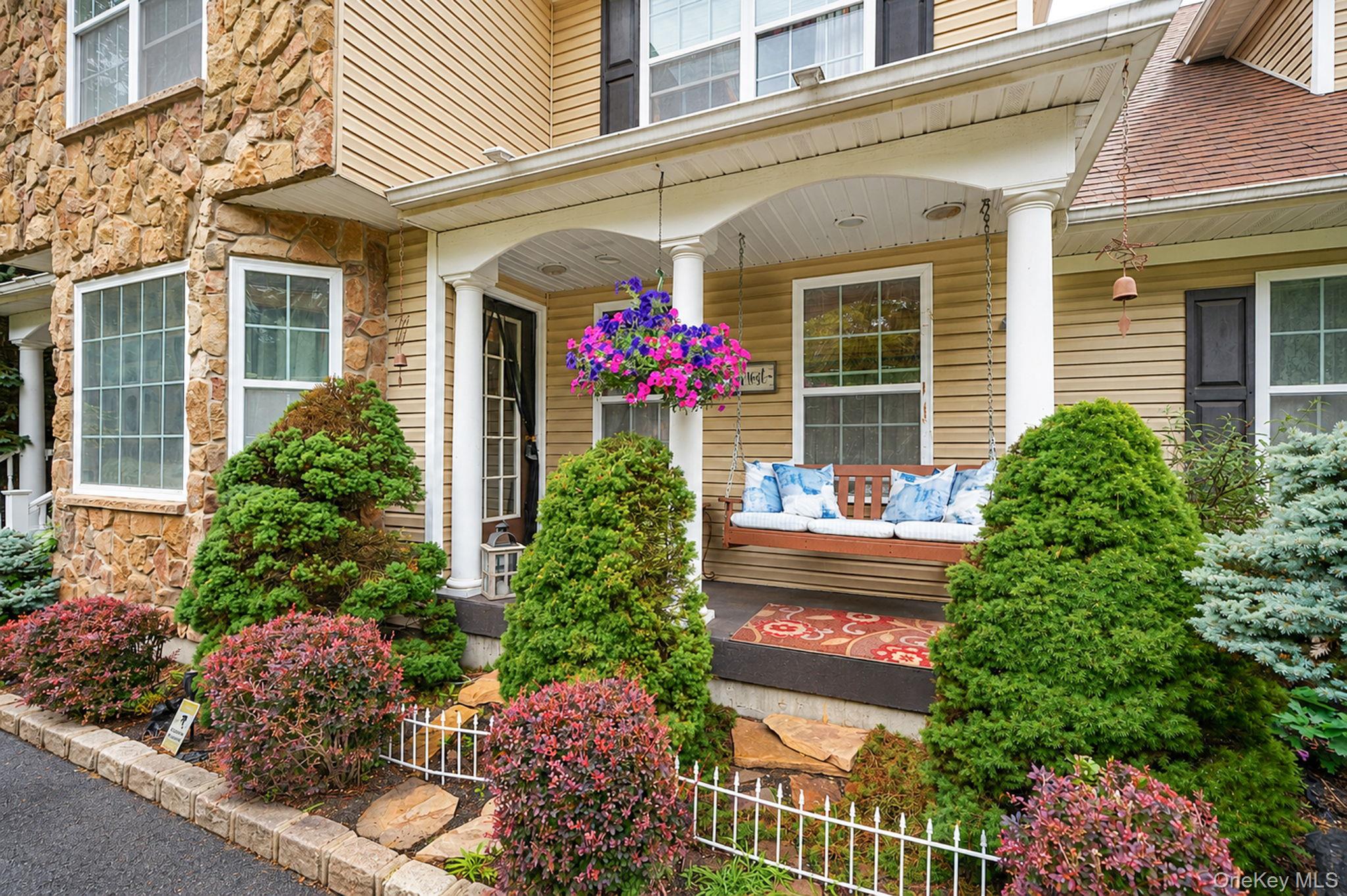 17 Holmes Avenue Property Photo 2