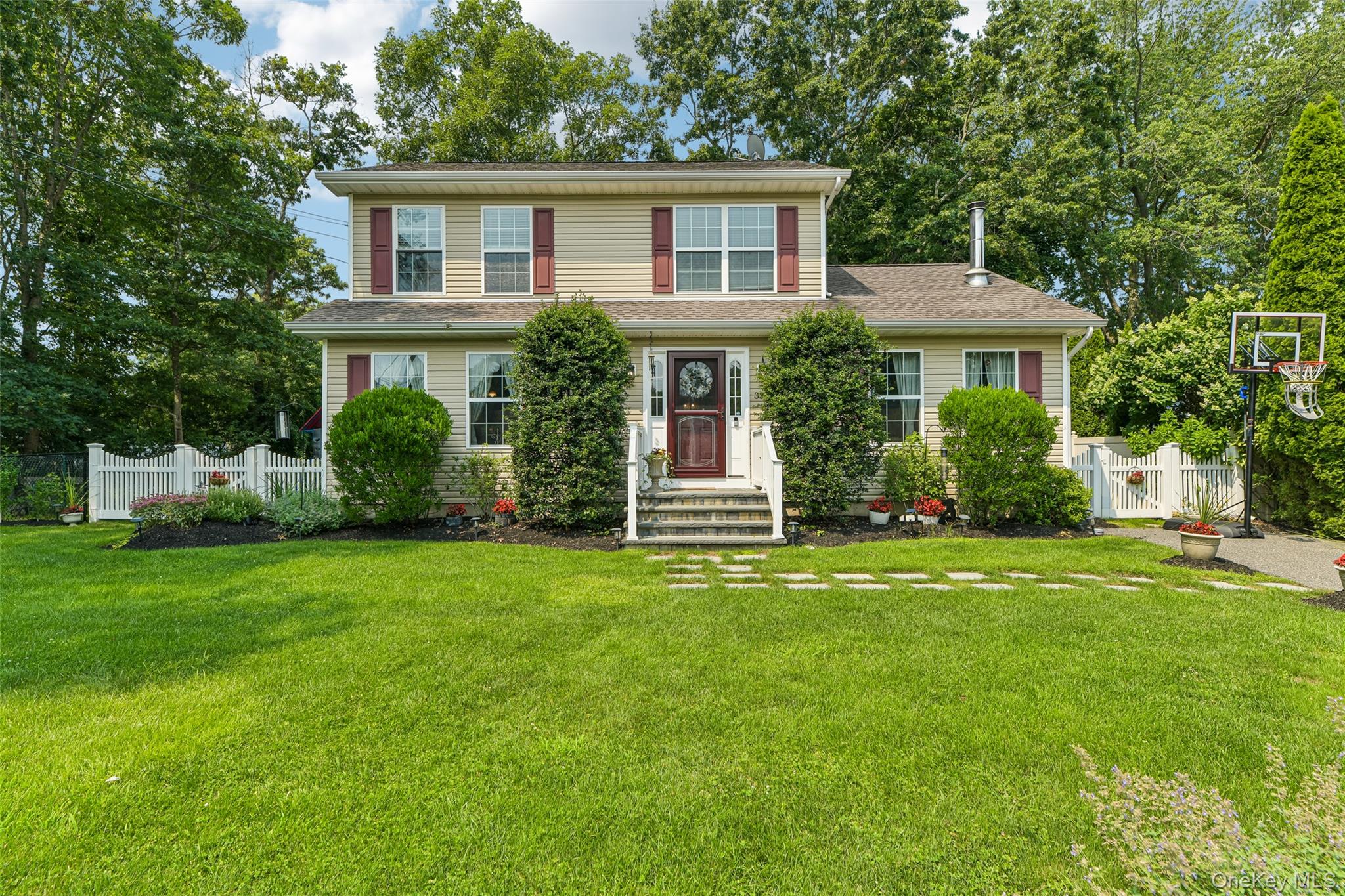 330 Harrison Avenue Property Photo 1