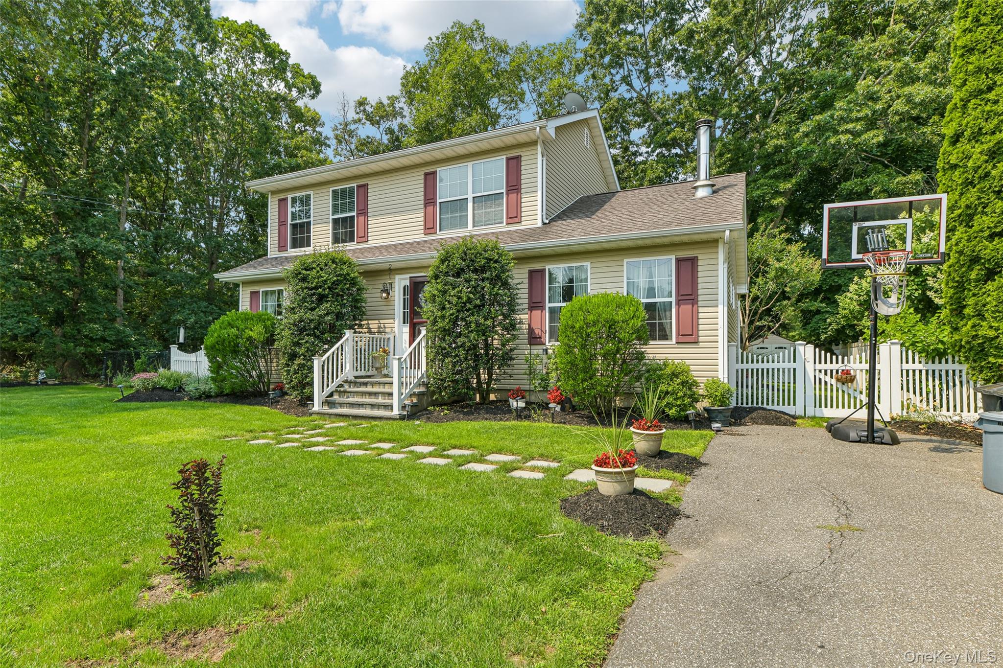 330 Harrison Avenue Property Photo 2