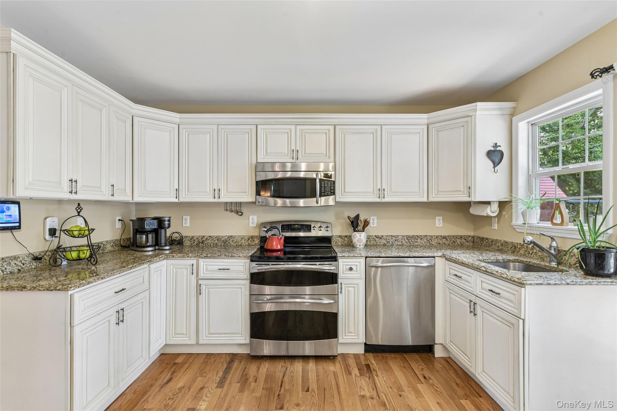 330 Harrison Avenue Property Photo 13