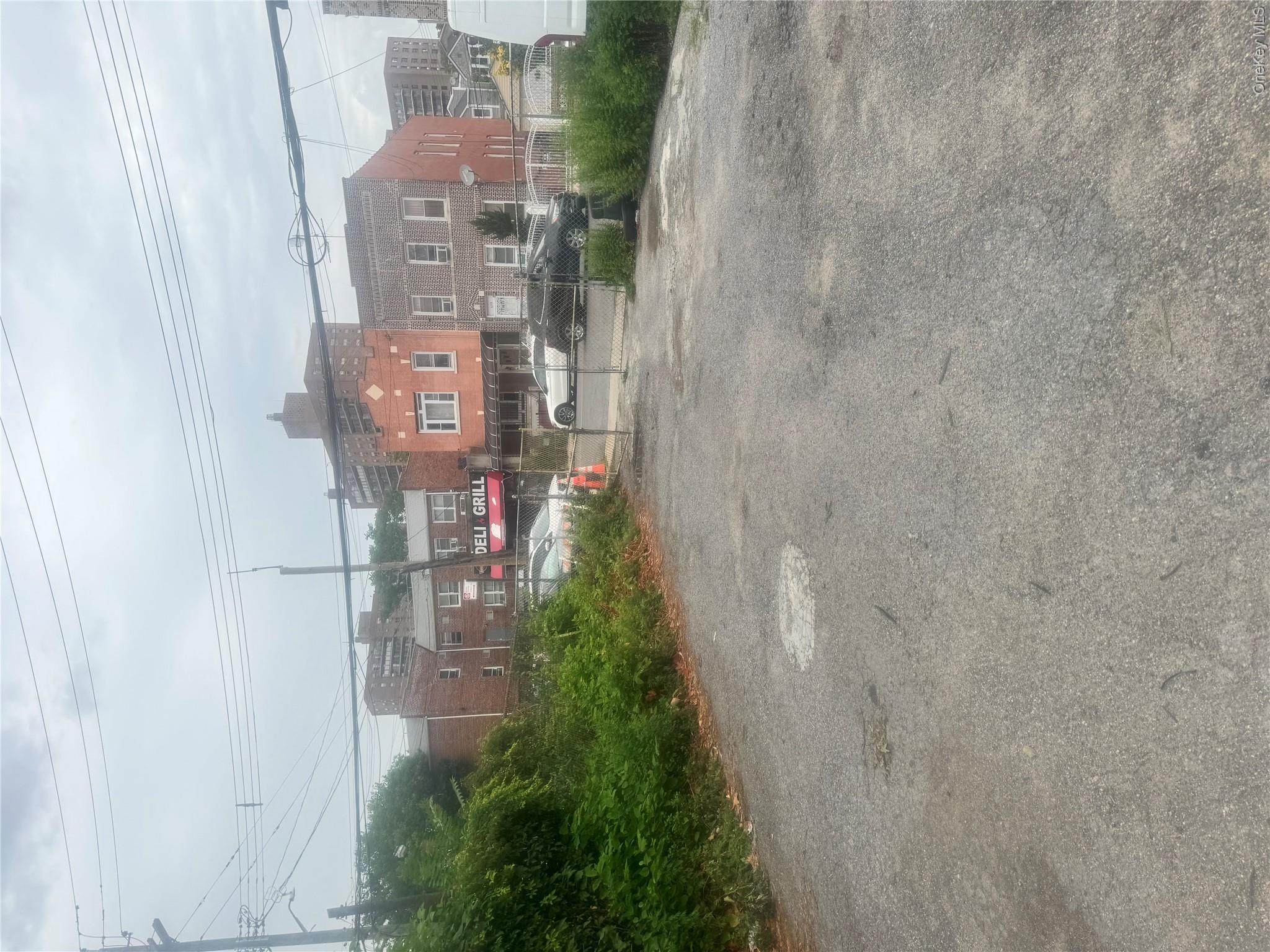670 E 98th Street Property Photo 12