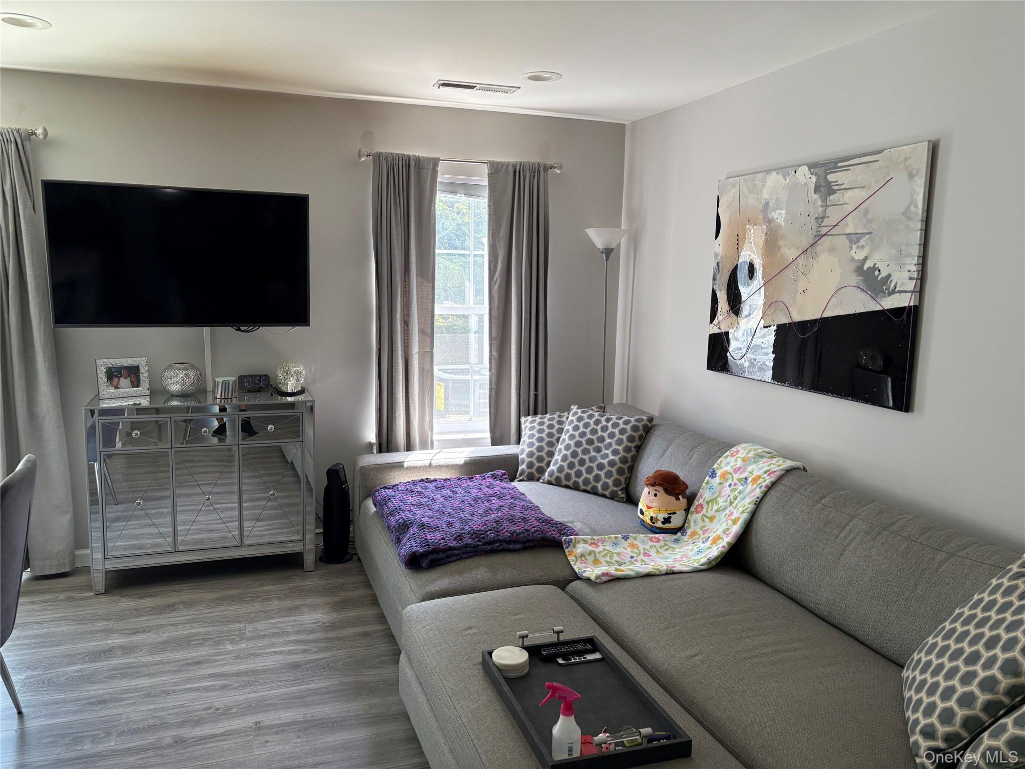 1307 Sara Circle Property Photo 7