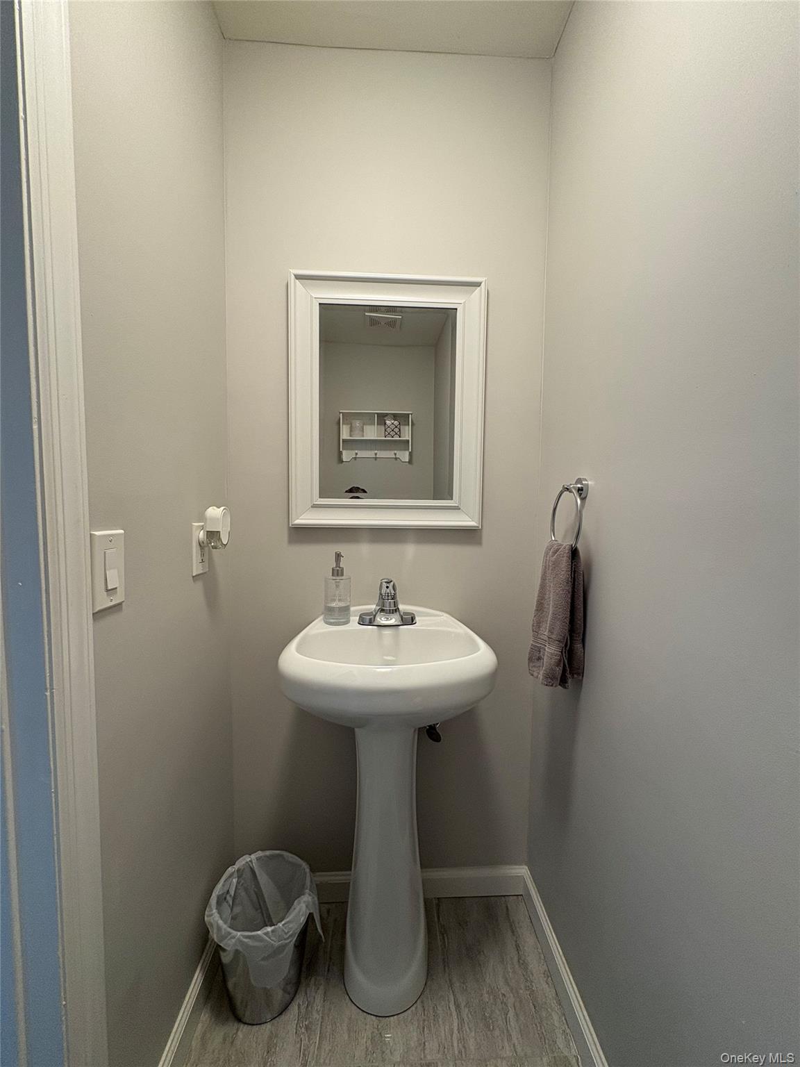 1307 Sara Circle Property Photo 11