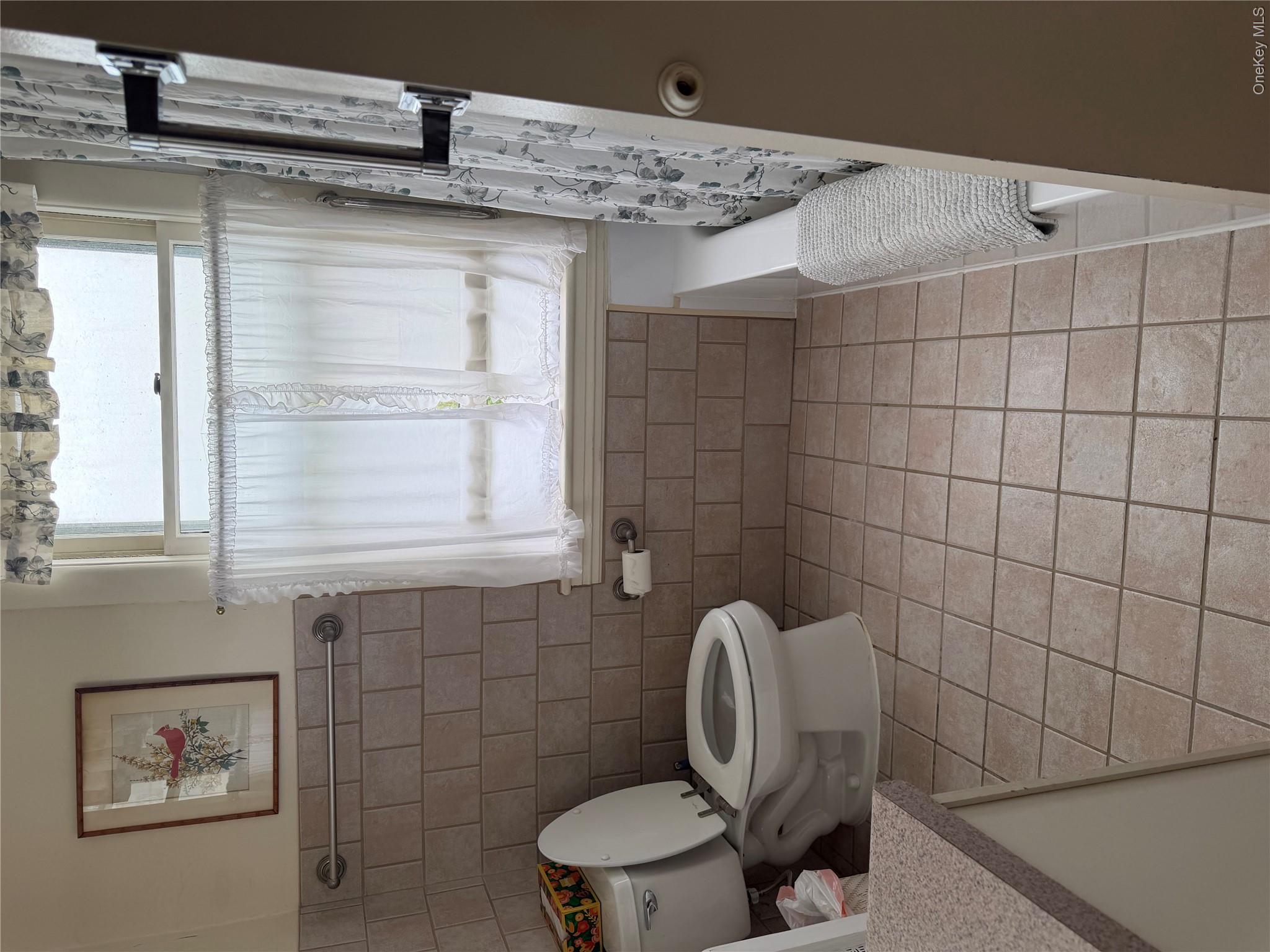 39-11 215th Street Property Photo 13