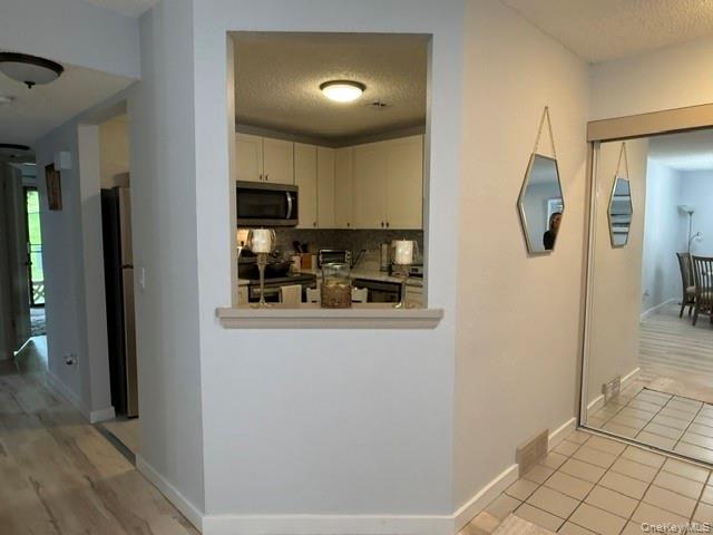4205 Fox Lane Property Photo 6