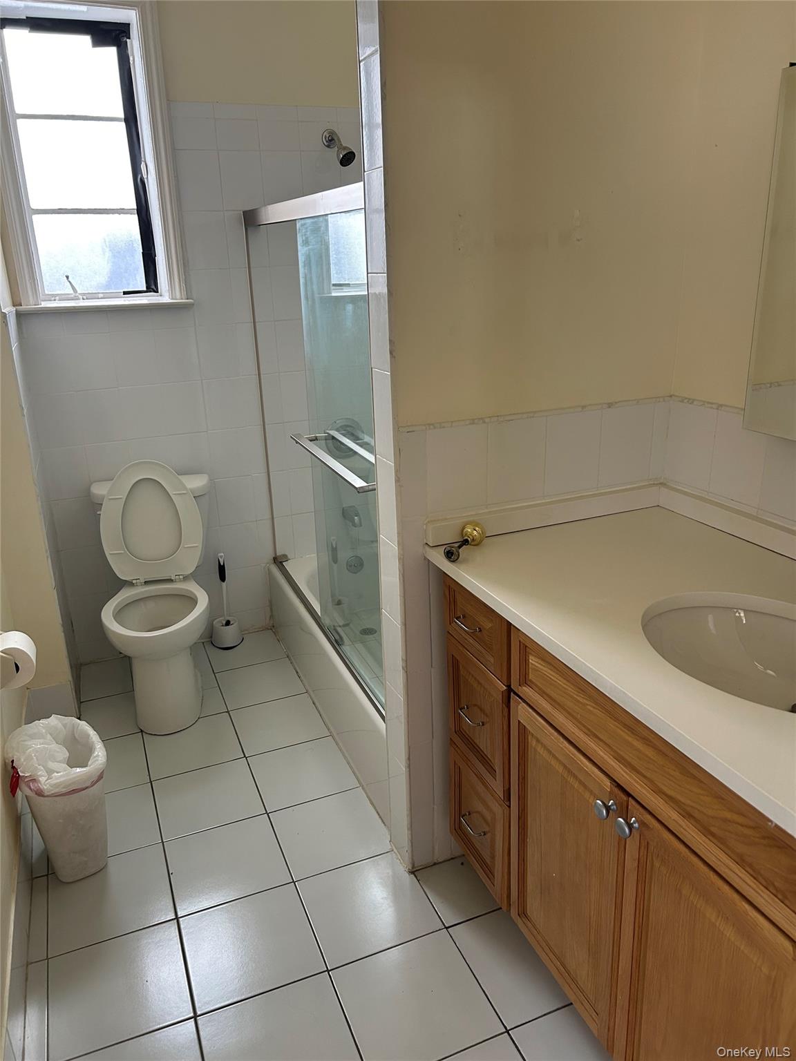 1585 New York Ave Property Photo 7
