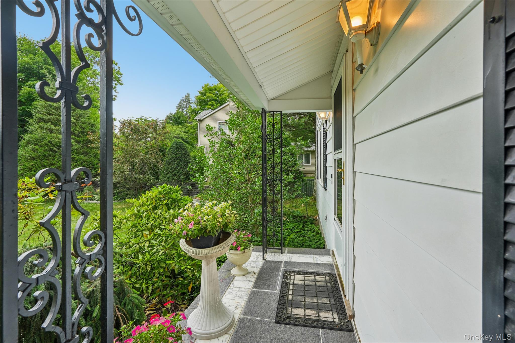 5 Lacona Road Property Photo 4