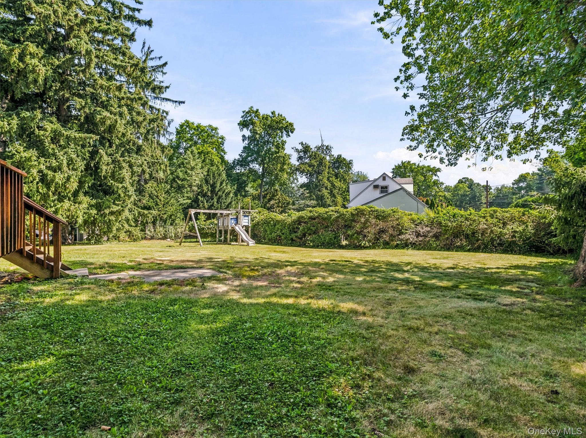 11 Hollow Drive Property Photo 30