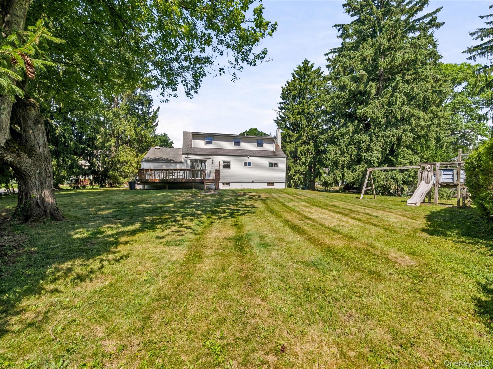 11 Hollow Drive Property Photo 34