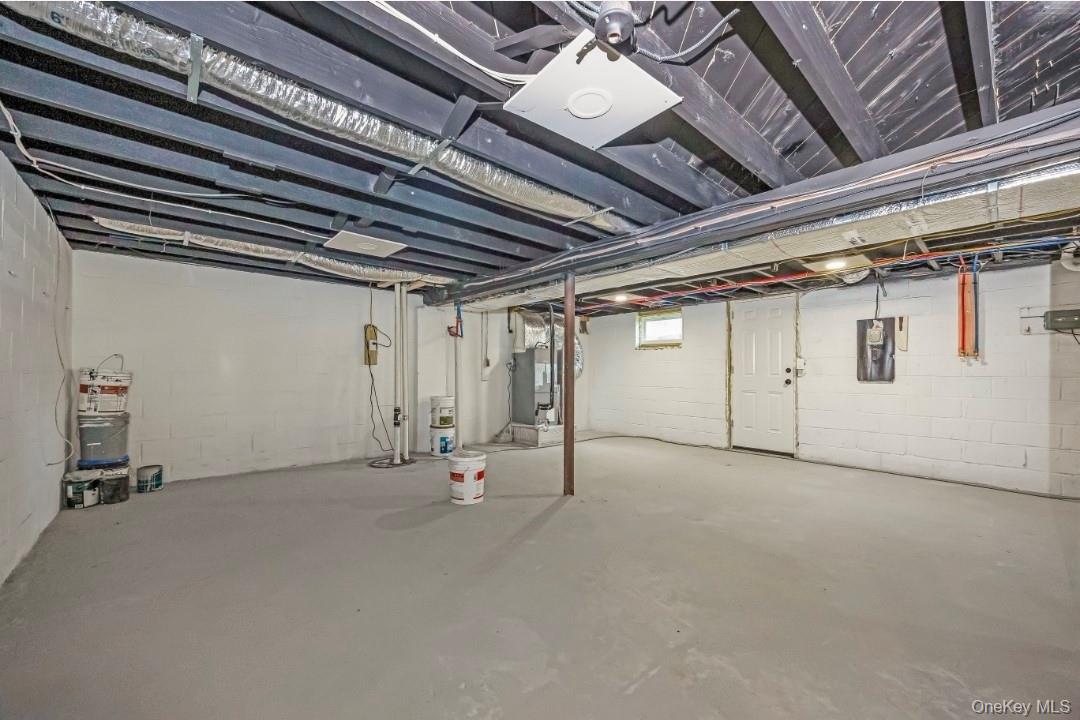 200 4th Avenue Property Photo 29