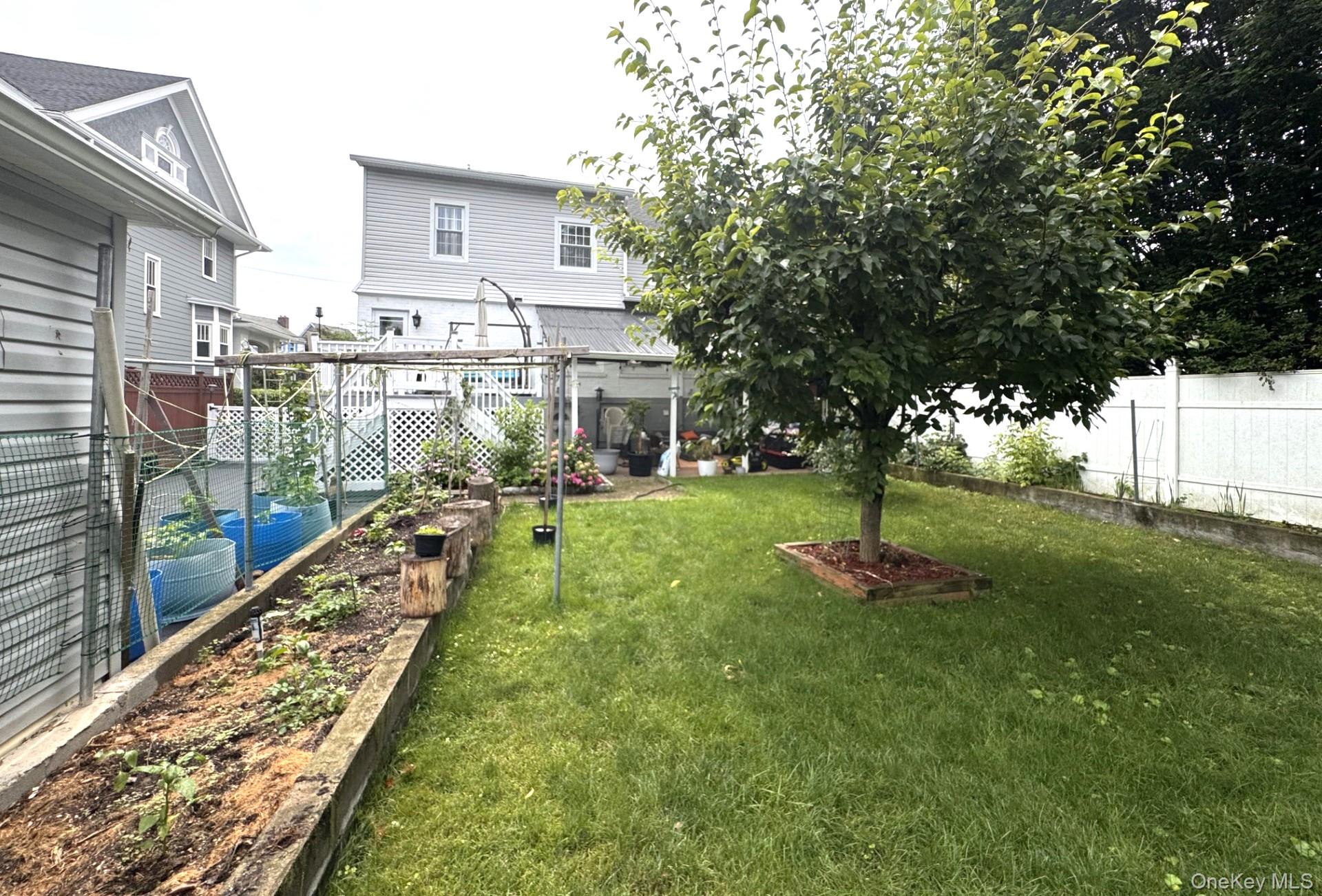 36 Earle Place Property Photo 29