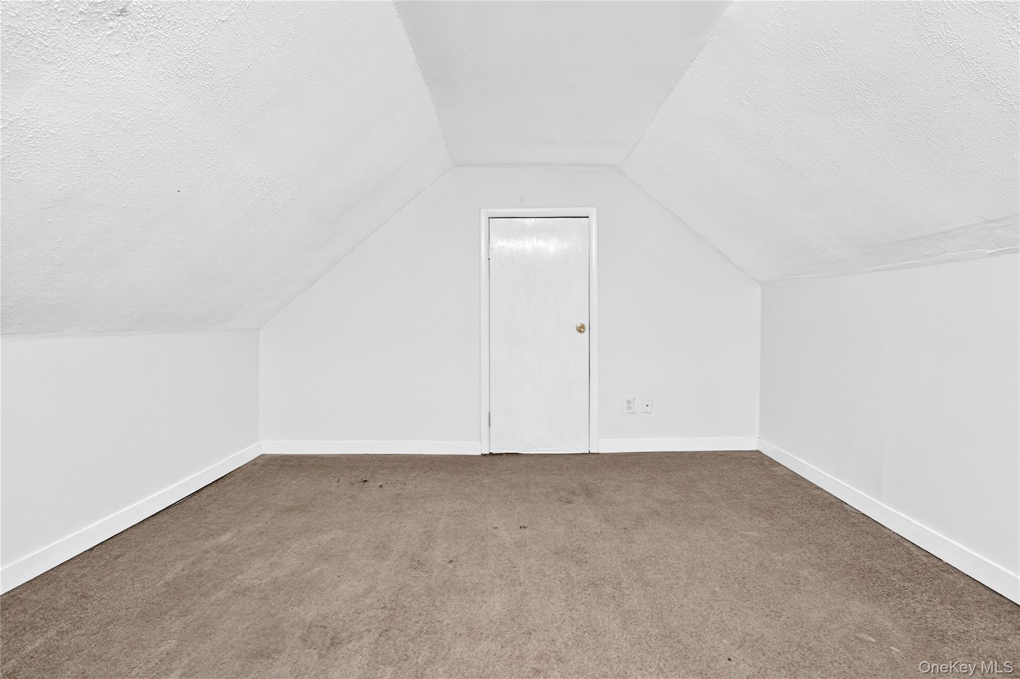 68 Ridgewood Avenue Property Photo 9
