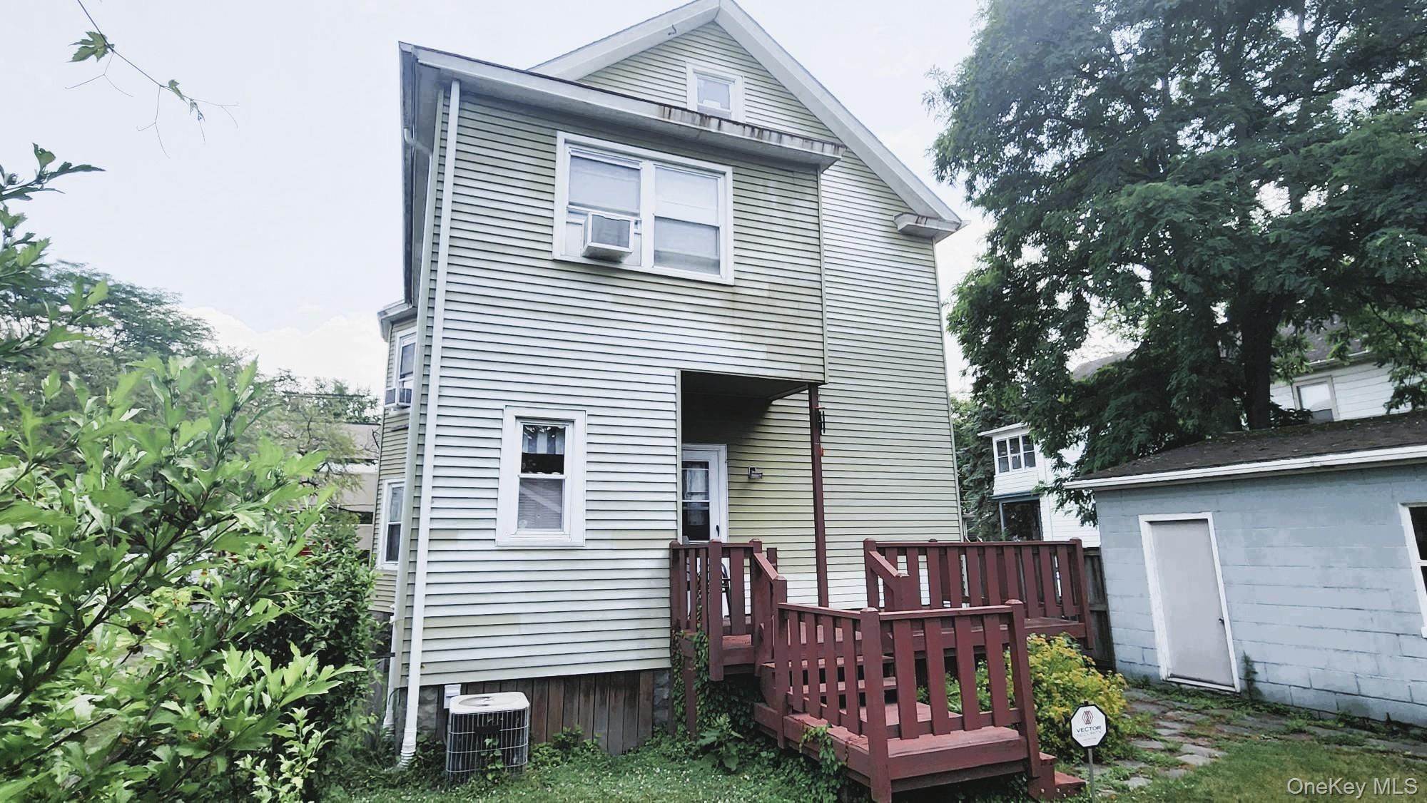 51 Lincoln Avenue Property Photo 7