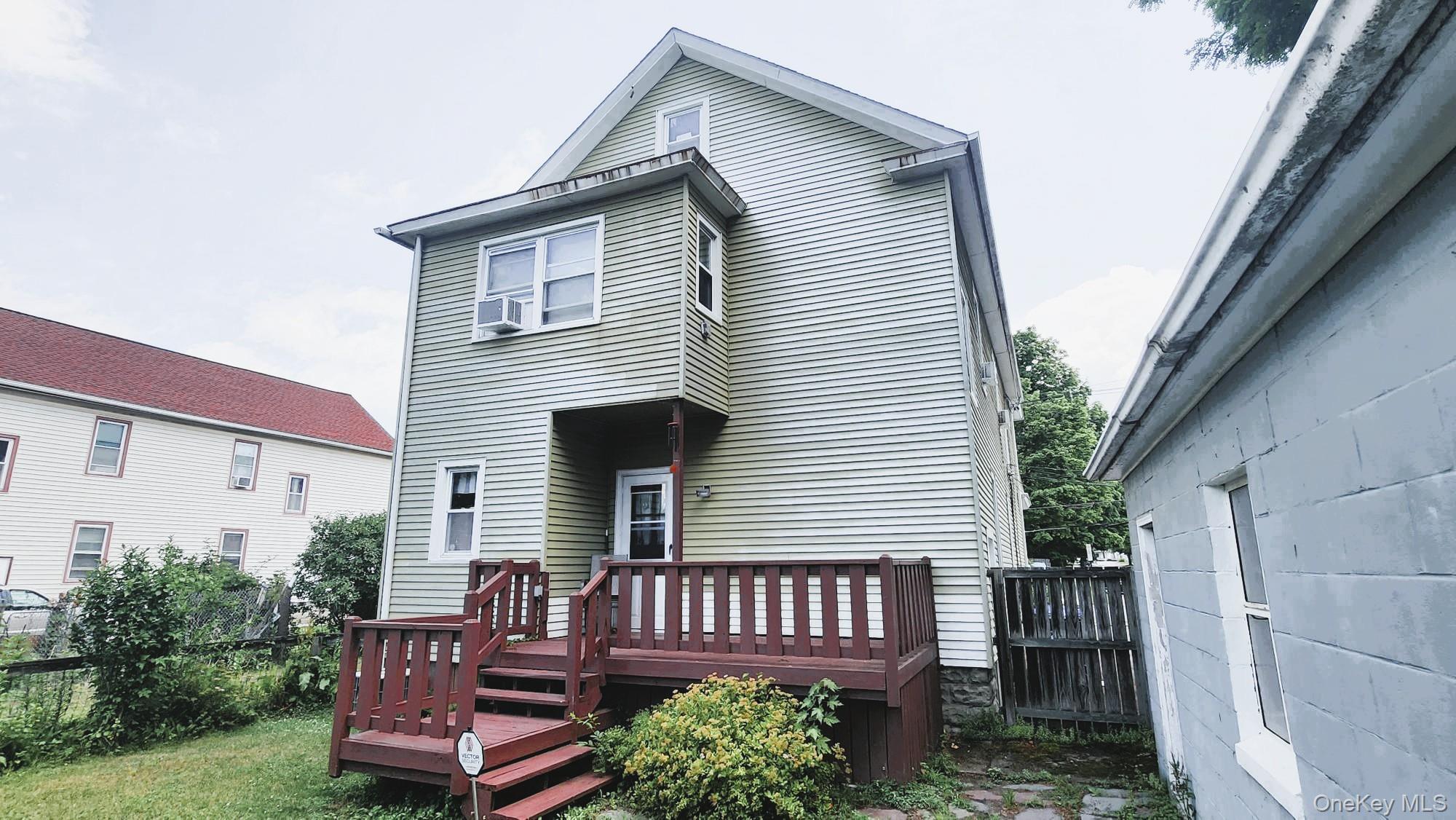 51 Lincoln Avenue Property Photo 8