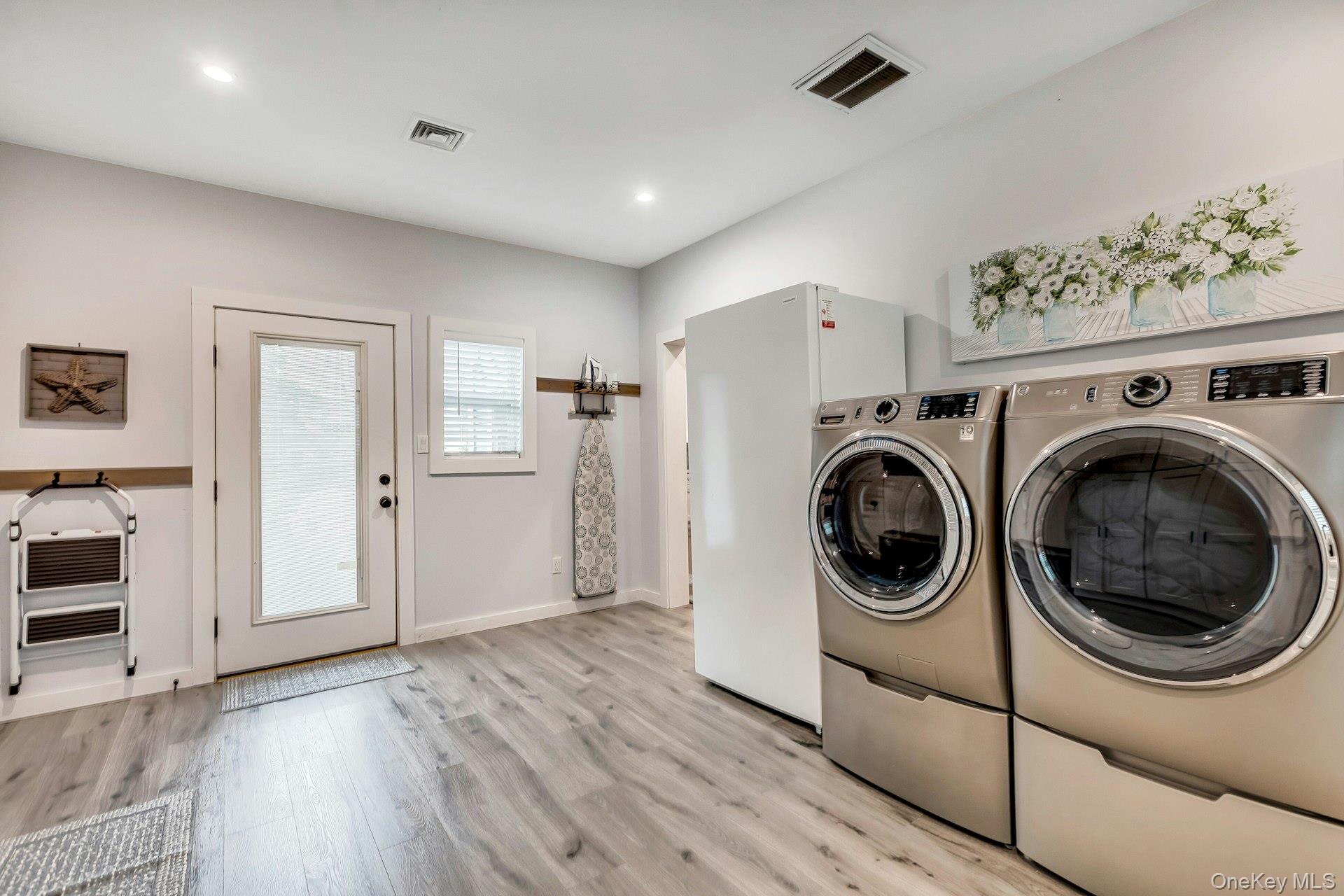 30 Island Boulevard Property Photo 20