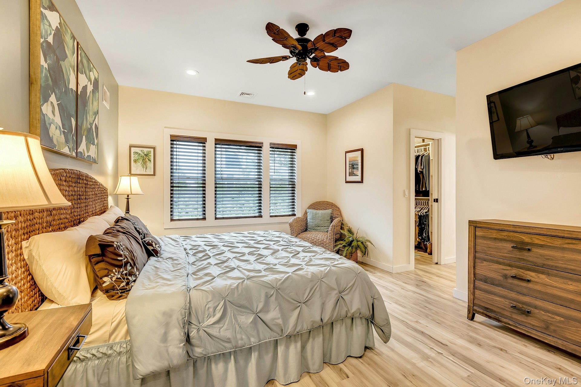 30 Island Boulevard Property Photo 21