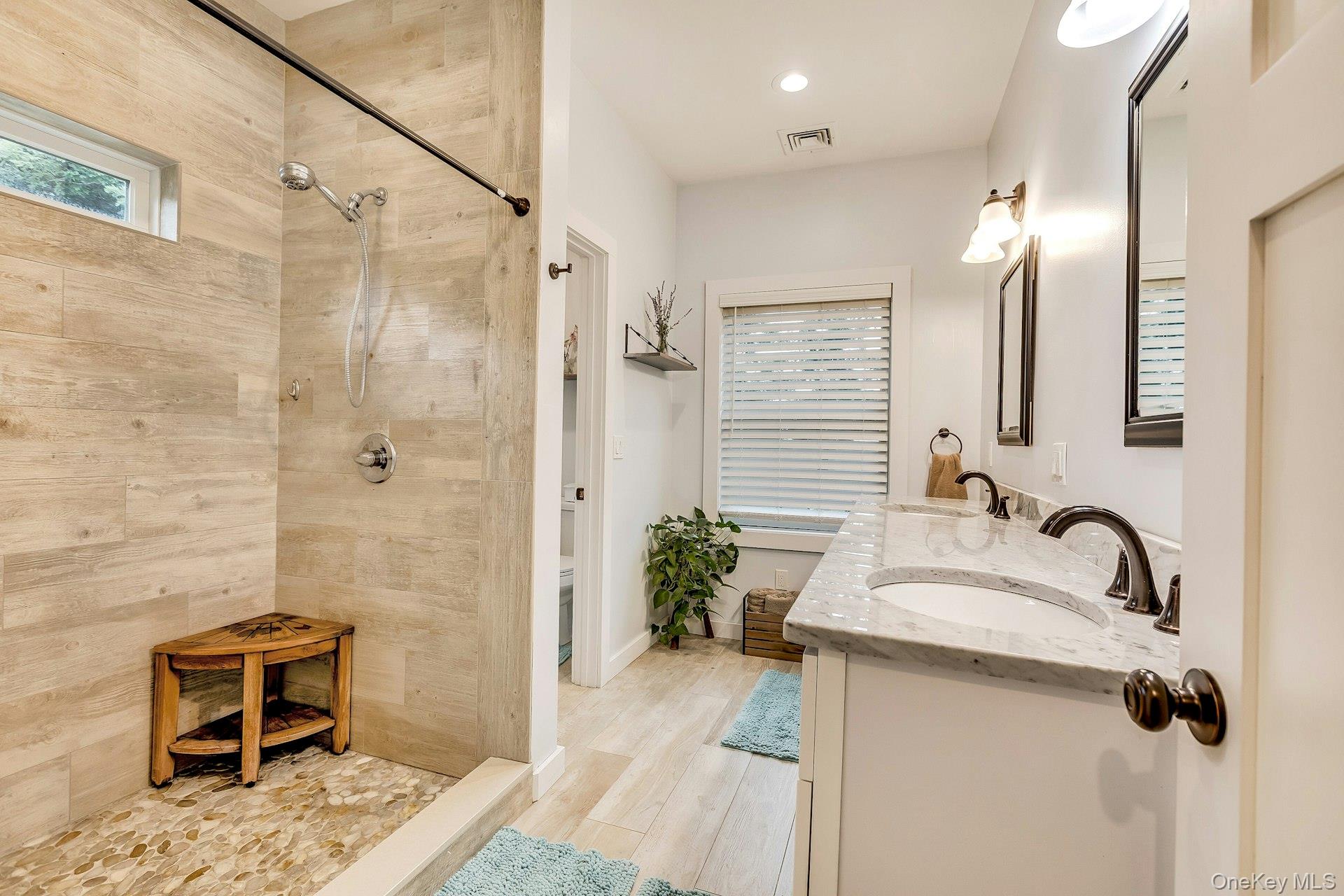 30 Island Boulevard Property Photo 24