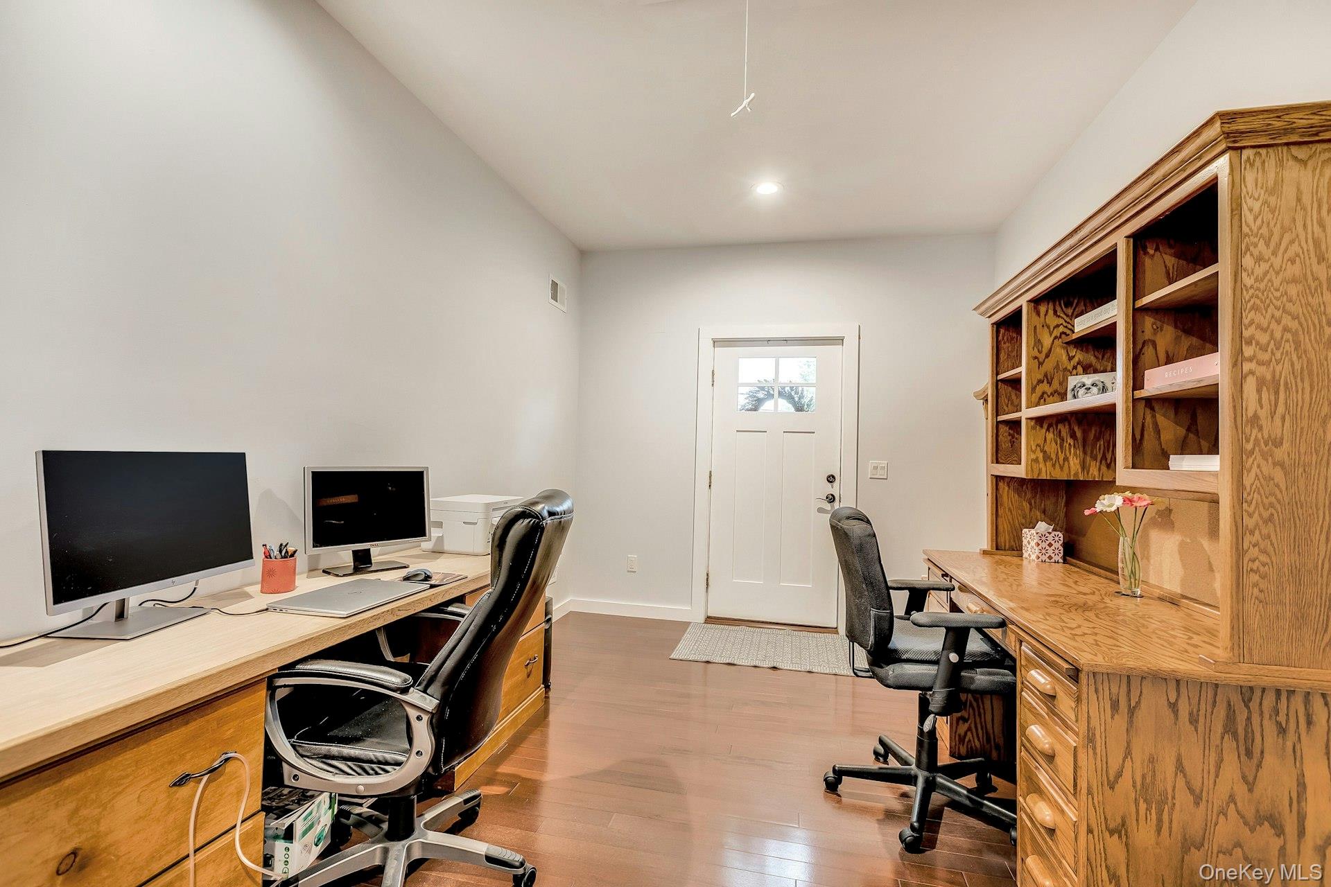 30 Island Boulevard Property Photo 28