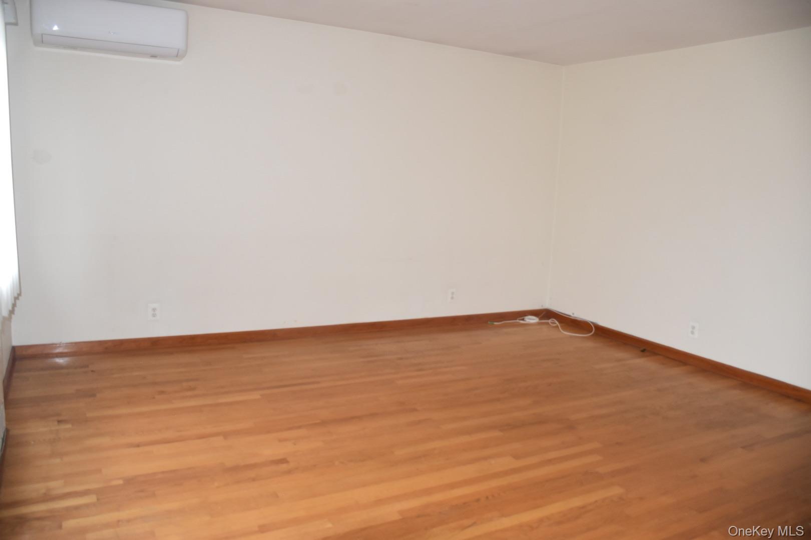 14939 123rd Street Property Photo 5