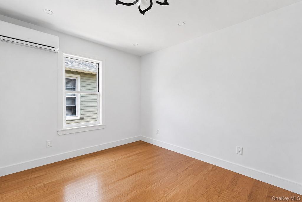 69-39 Elizabeth Avenue Property Photo 10