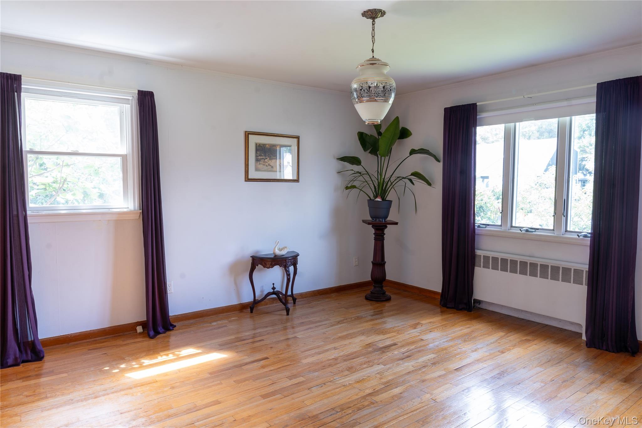 127 Suffolk Avenue Property Photo 13